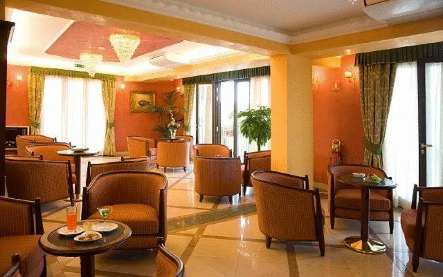 Restaurant/places to eat in Agostiniana Hotel