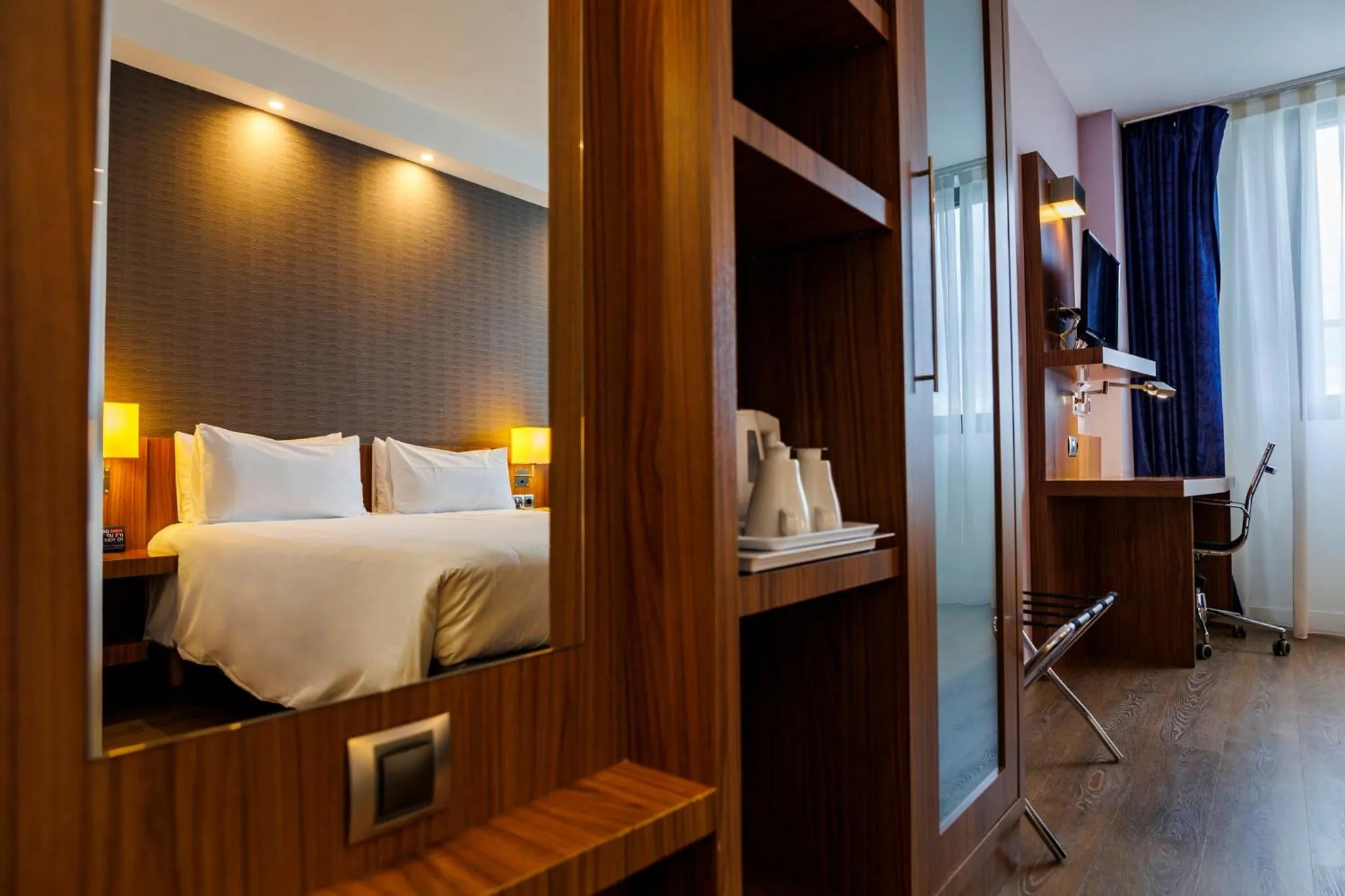 Photo of the whole room, Bed in Holiday Inn Express Bilbao Airport by IHG