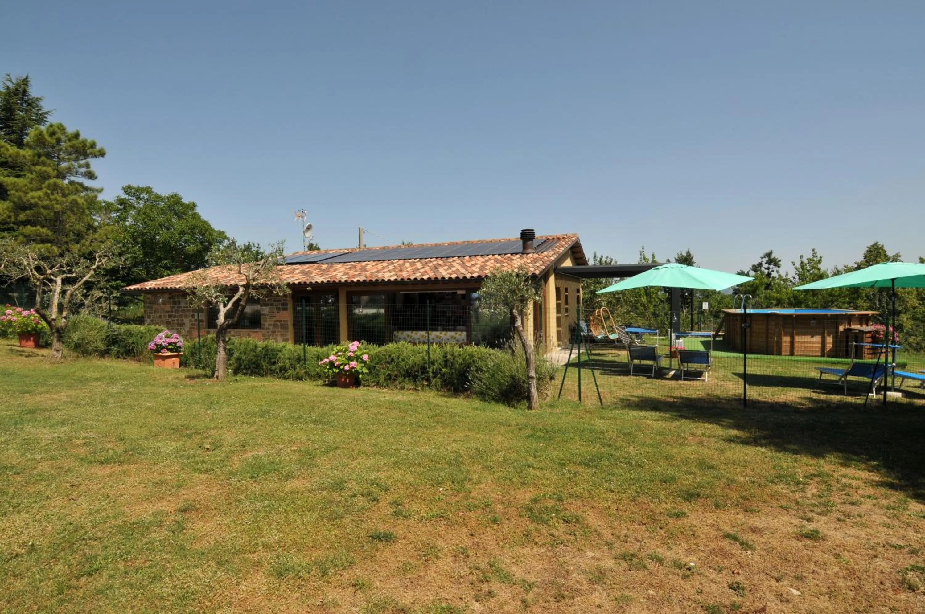 Property building in Casalotto Francescano