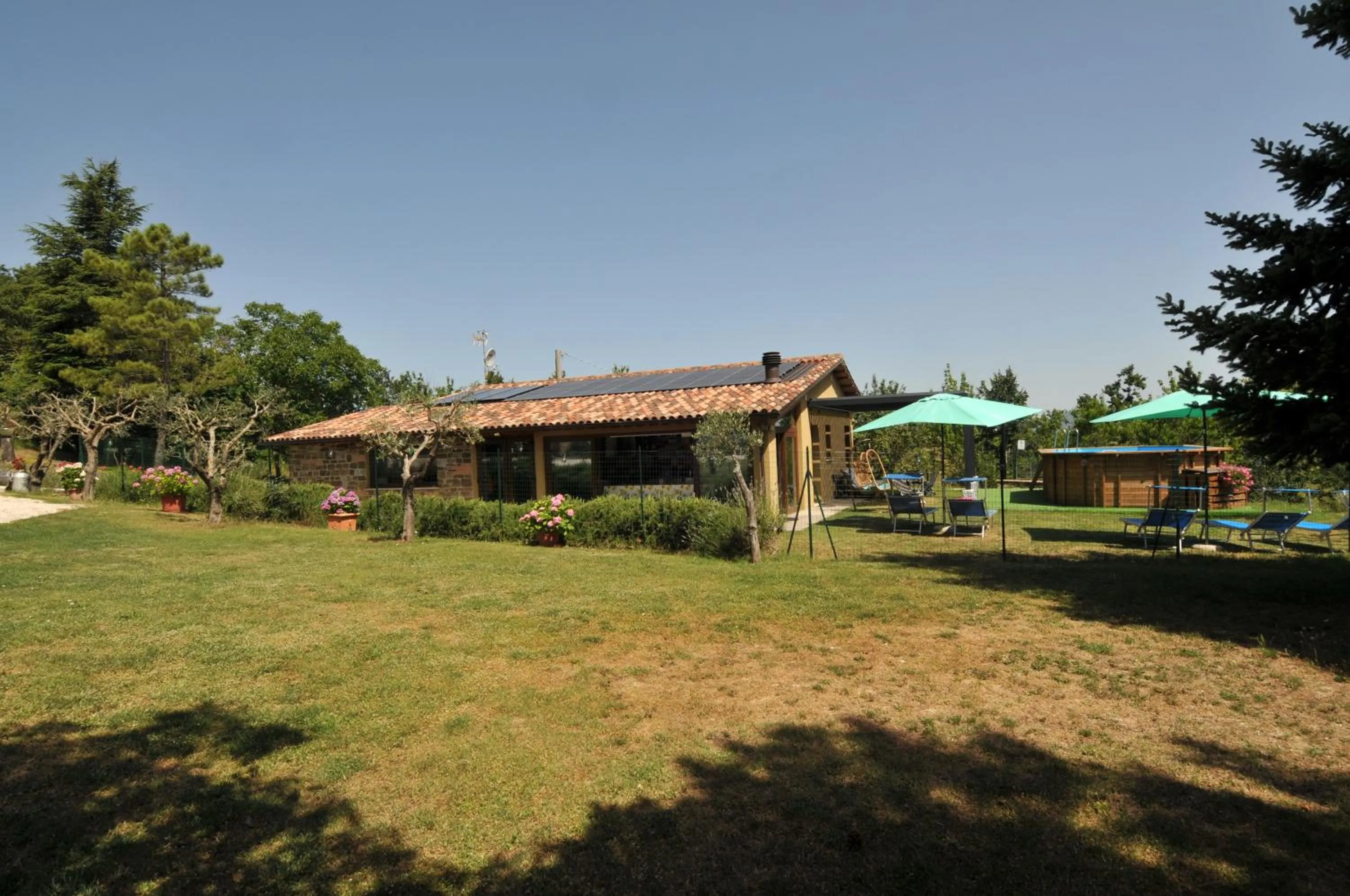 Property building in Casalotto Francescano