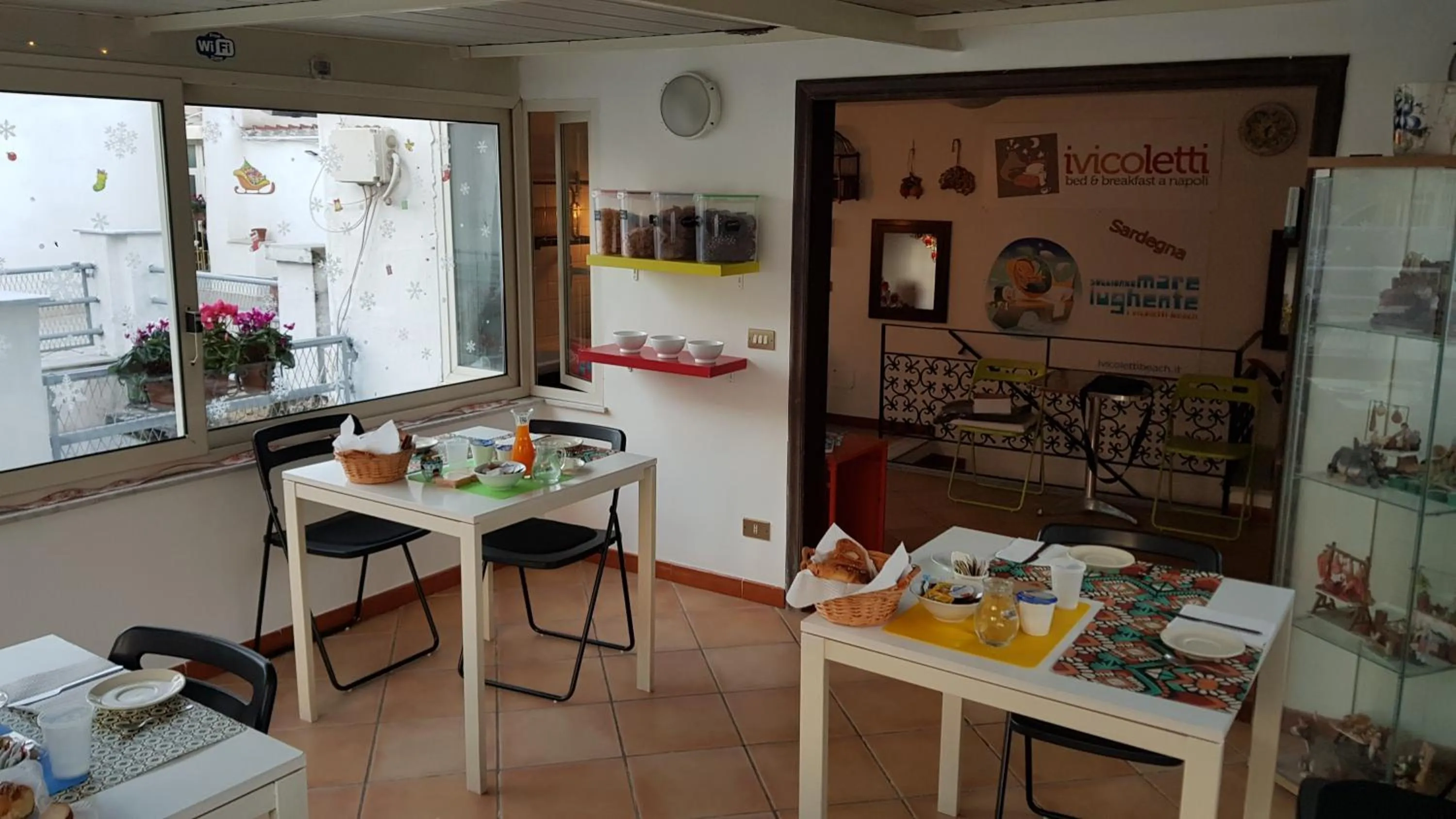 Food and drinks in B&B Soriano44