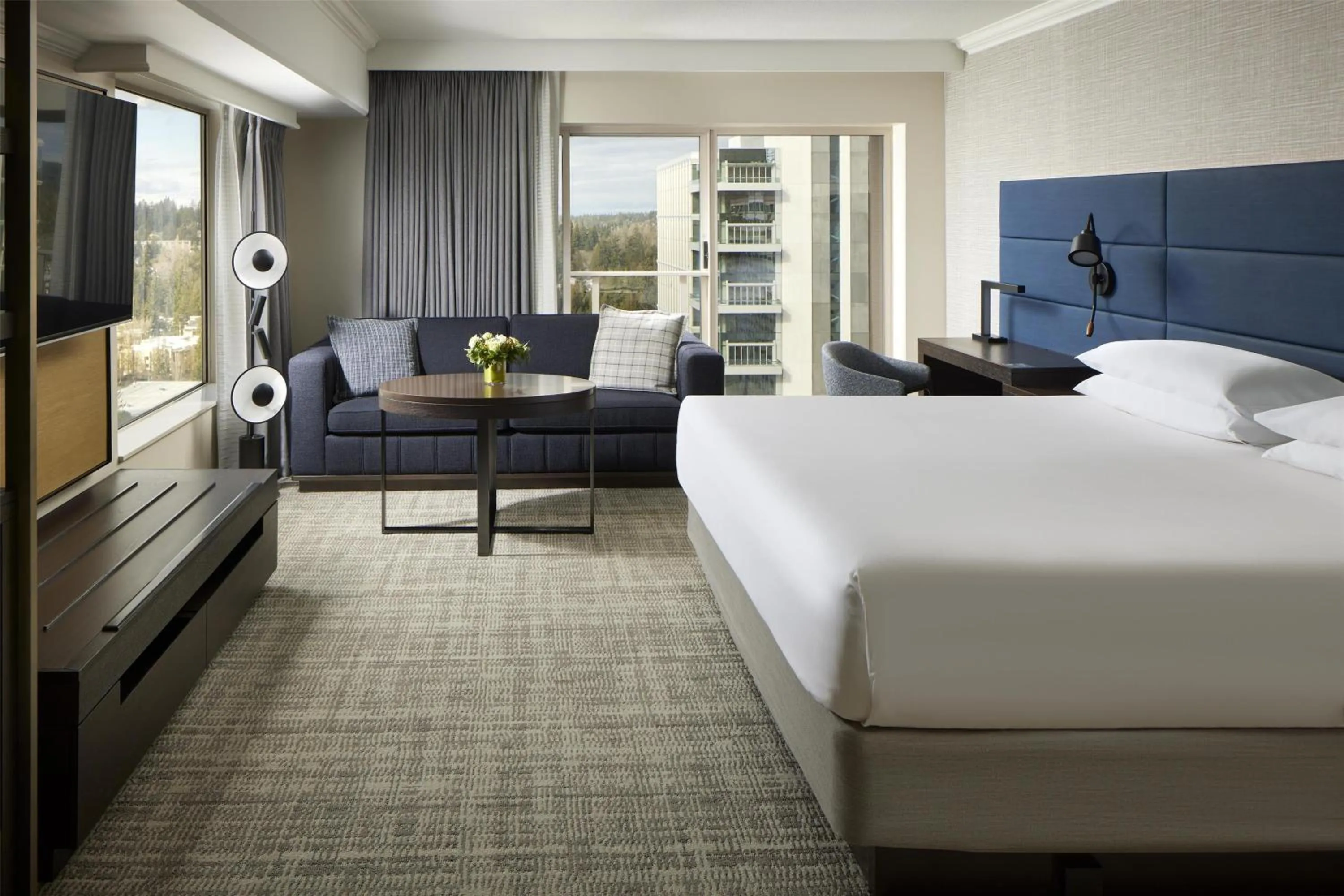 Bedroom, Bed in Hyatt Regency Bellevue