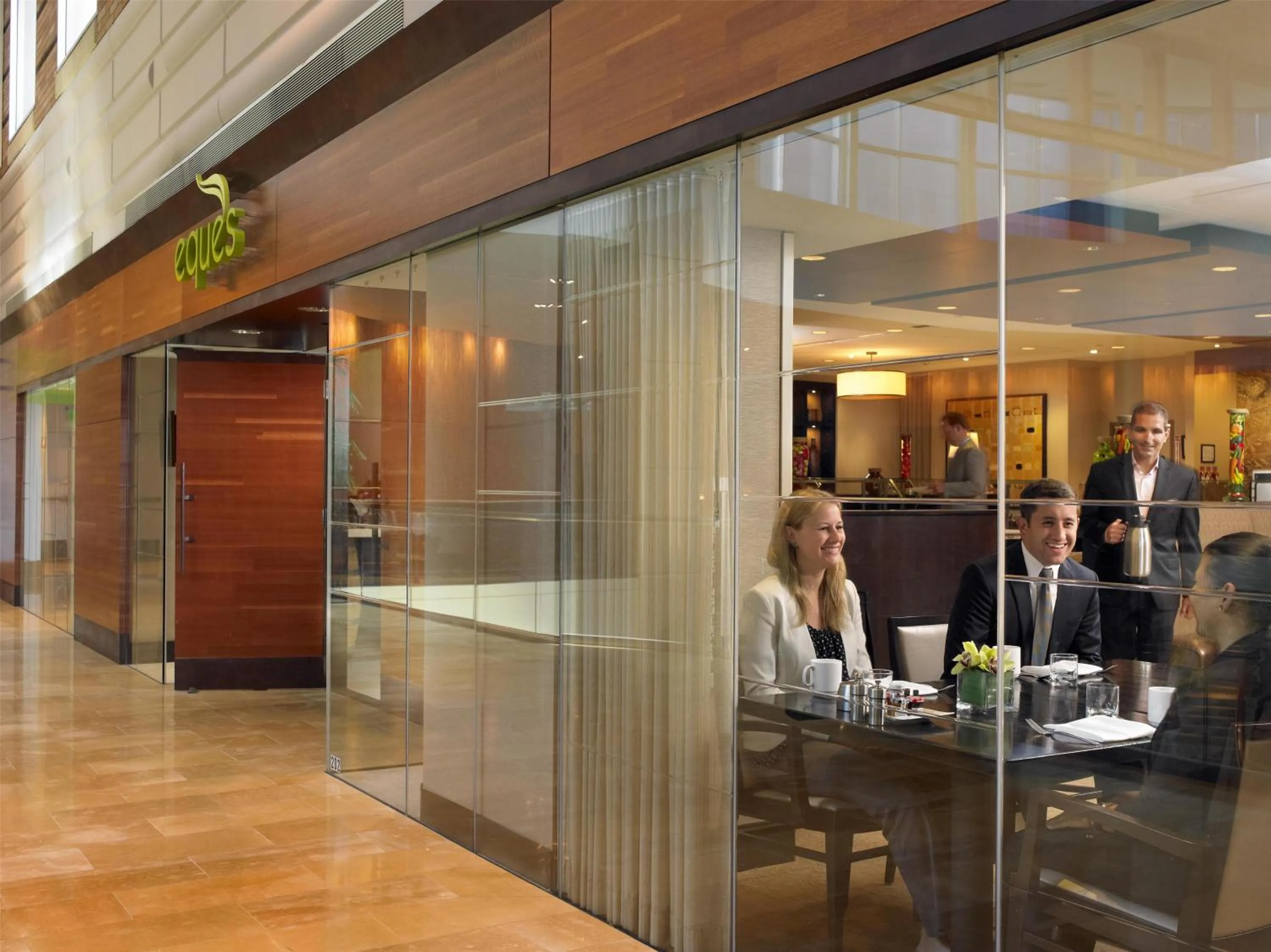 Restaurant/places to eat in Hyatt Regency Bellevue