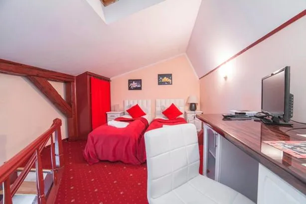 TV and multimedia, Bed in Residence B&B La Fontaine Aparthotel