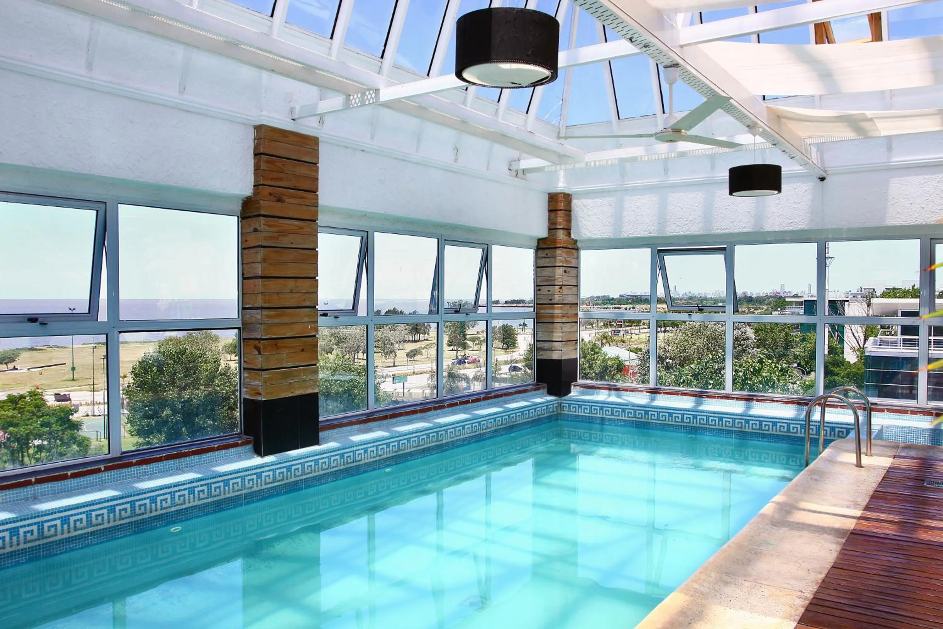 Swimming pool in Ramada by Wyndham Buenos Aires