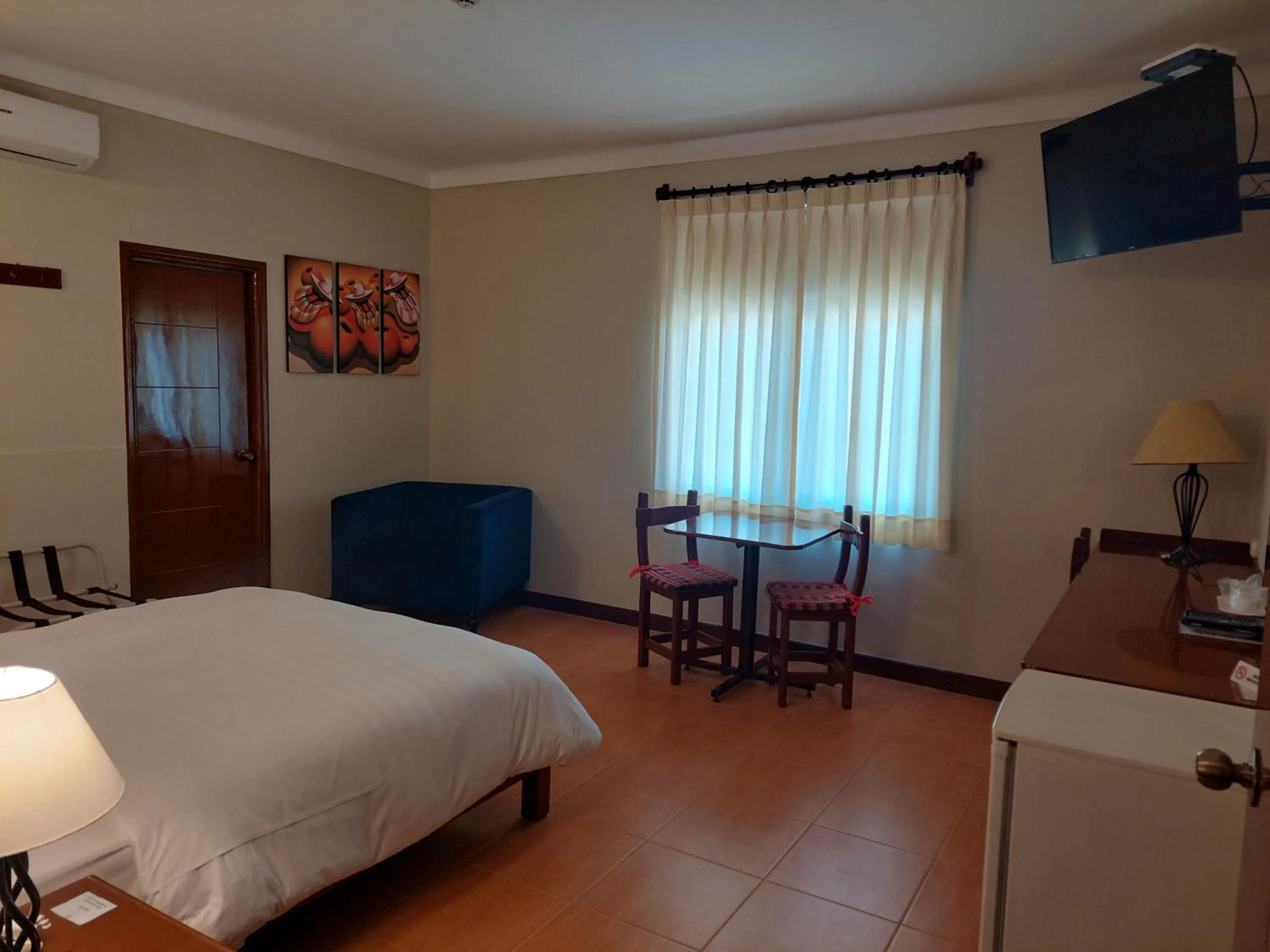 Photo of the whole room, Bed in Lima Wasi Hotel Miraflores