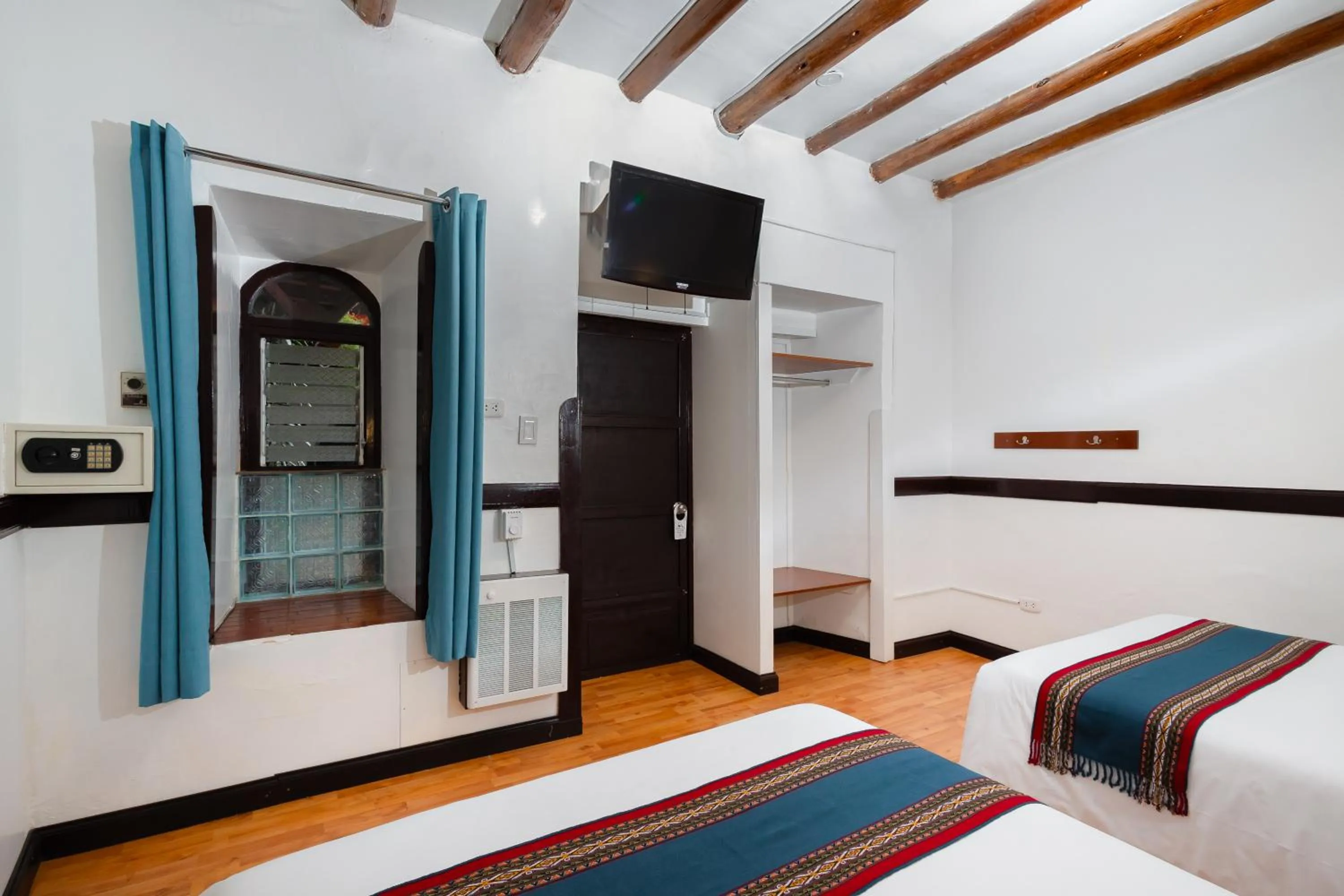 TV and multimedia, Bed in Hotel Hacienda Cusco Plaza