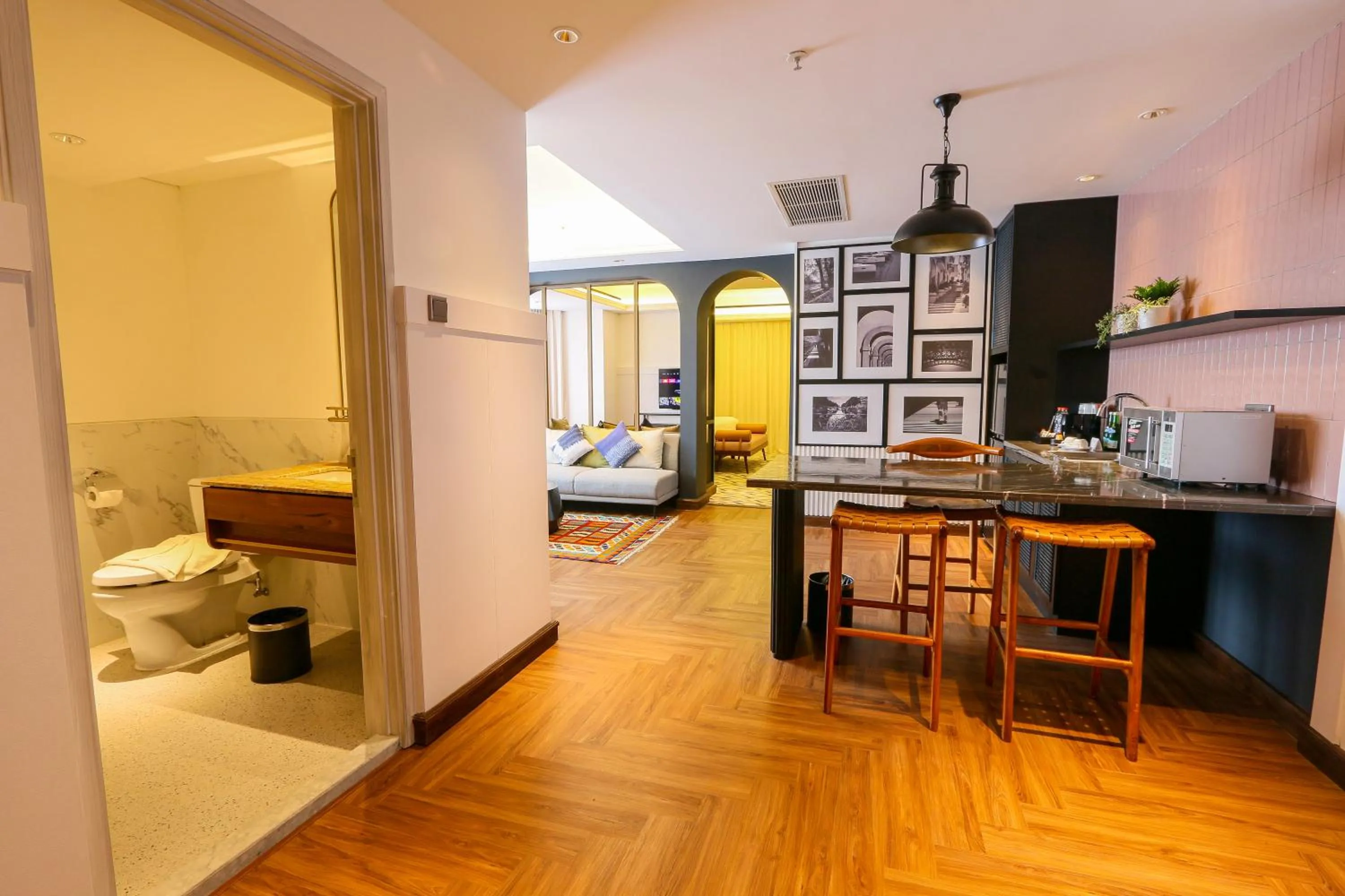 Living room in Java Paragon Hotel & Residences