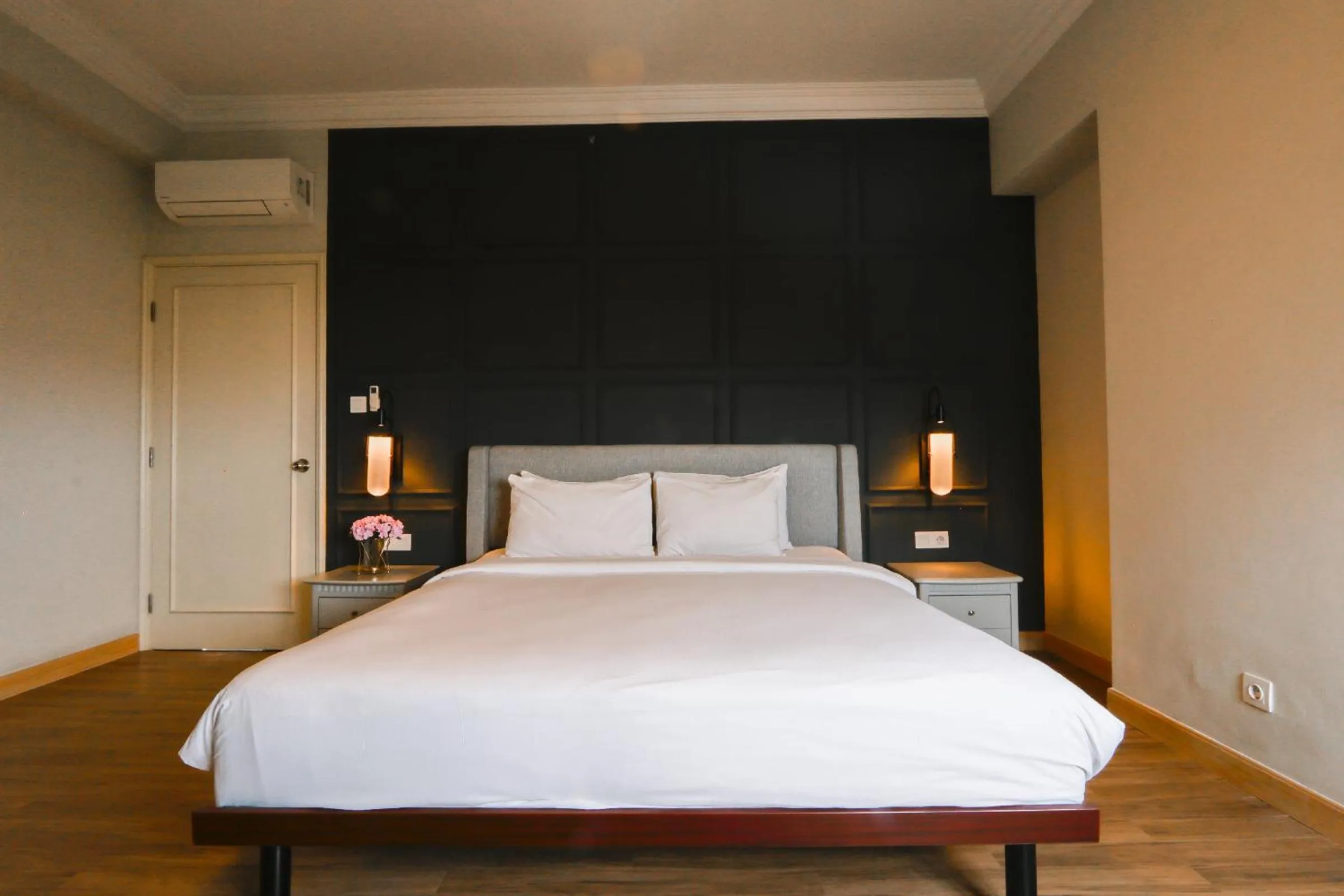 Bedroom, Bed in Java Paragon Hotel & Residences