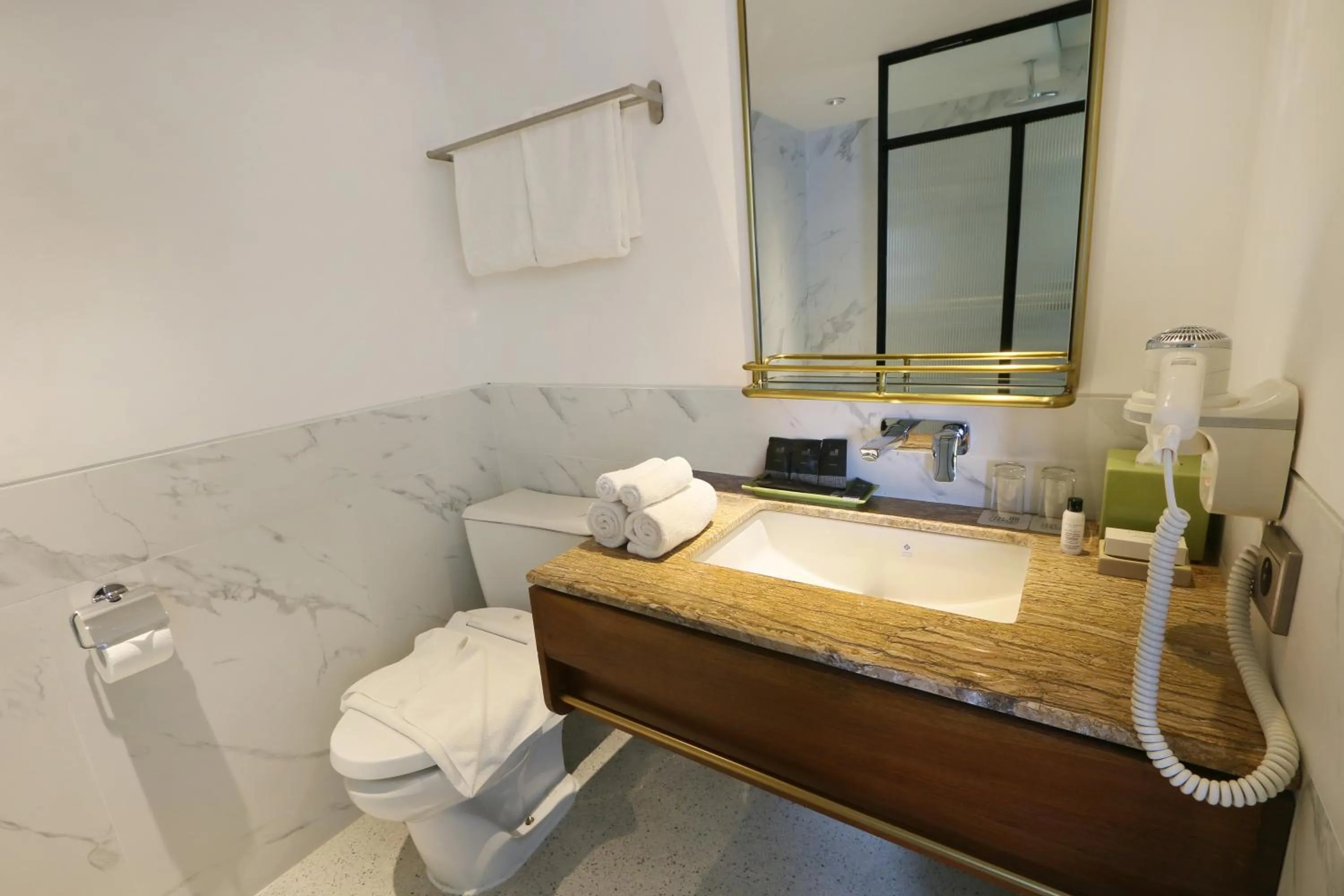 Bathroom in Java Paragon Hotel & Residences