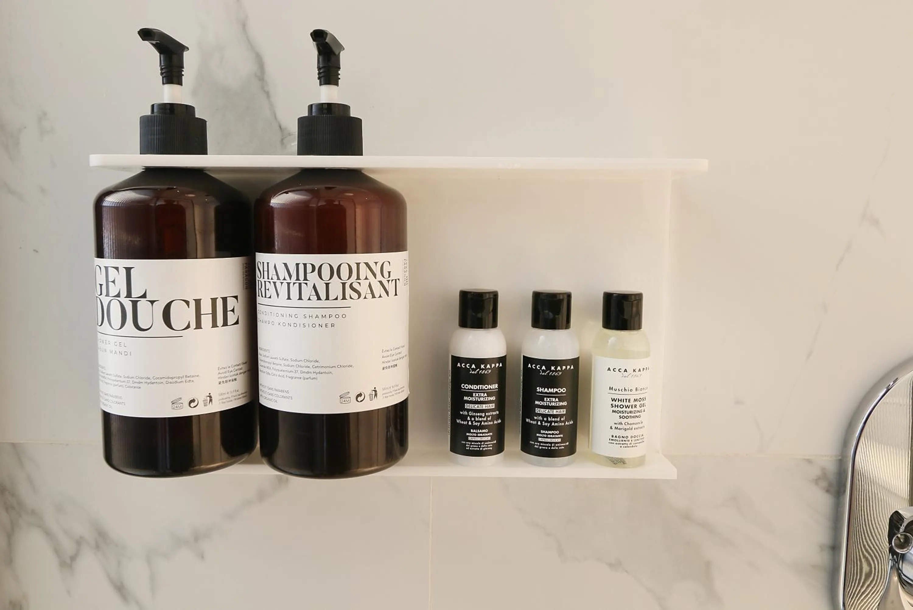 Bathroom in Java Paragon Hotel & Residences