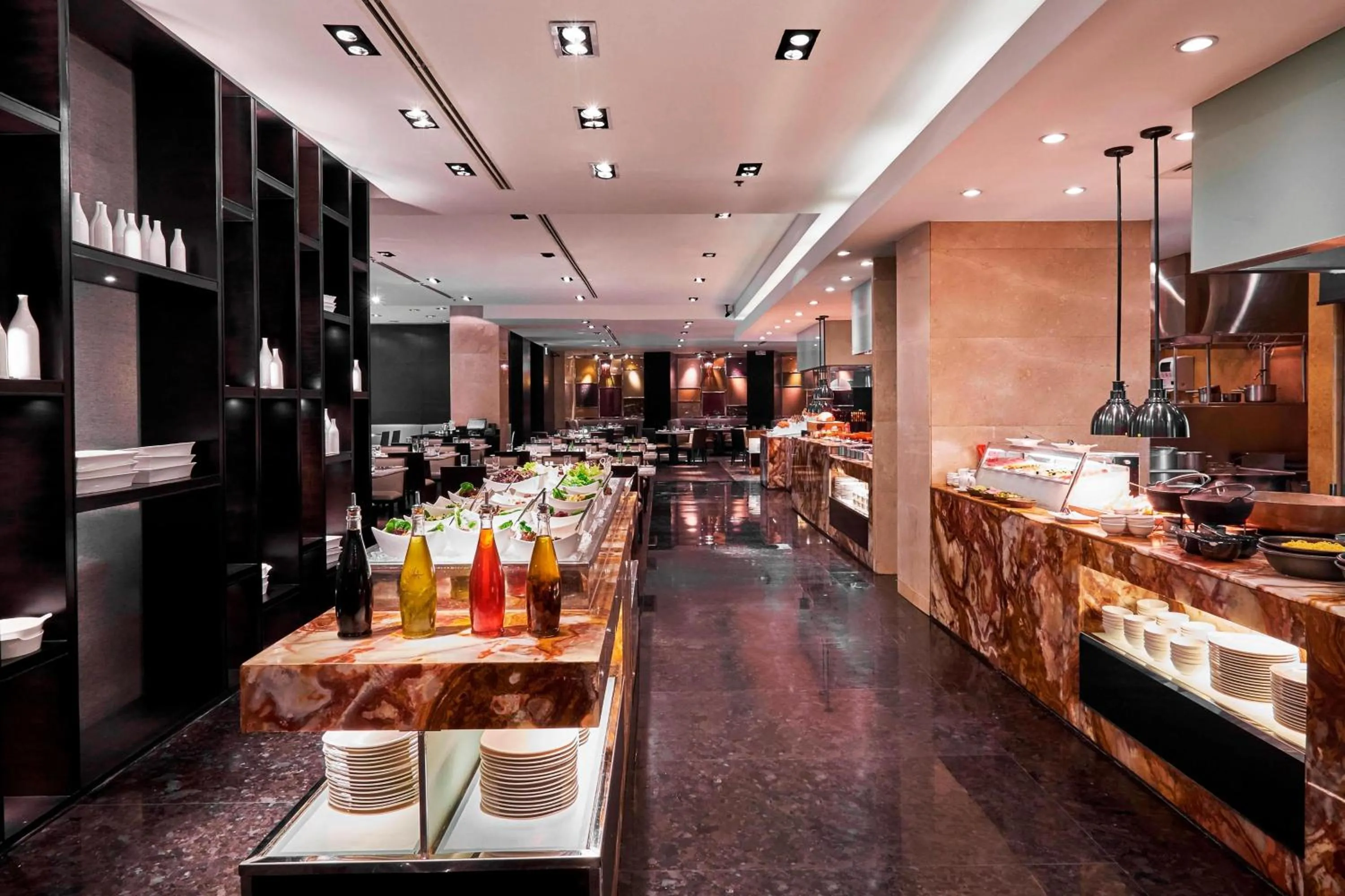 Restaurant/places to eat in Manila Marriott Hotel at Newport World Resorts