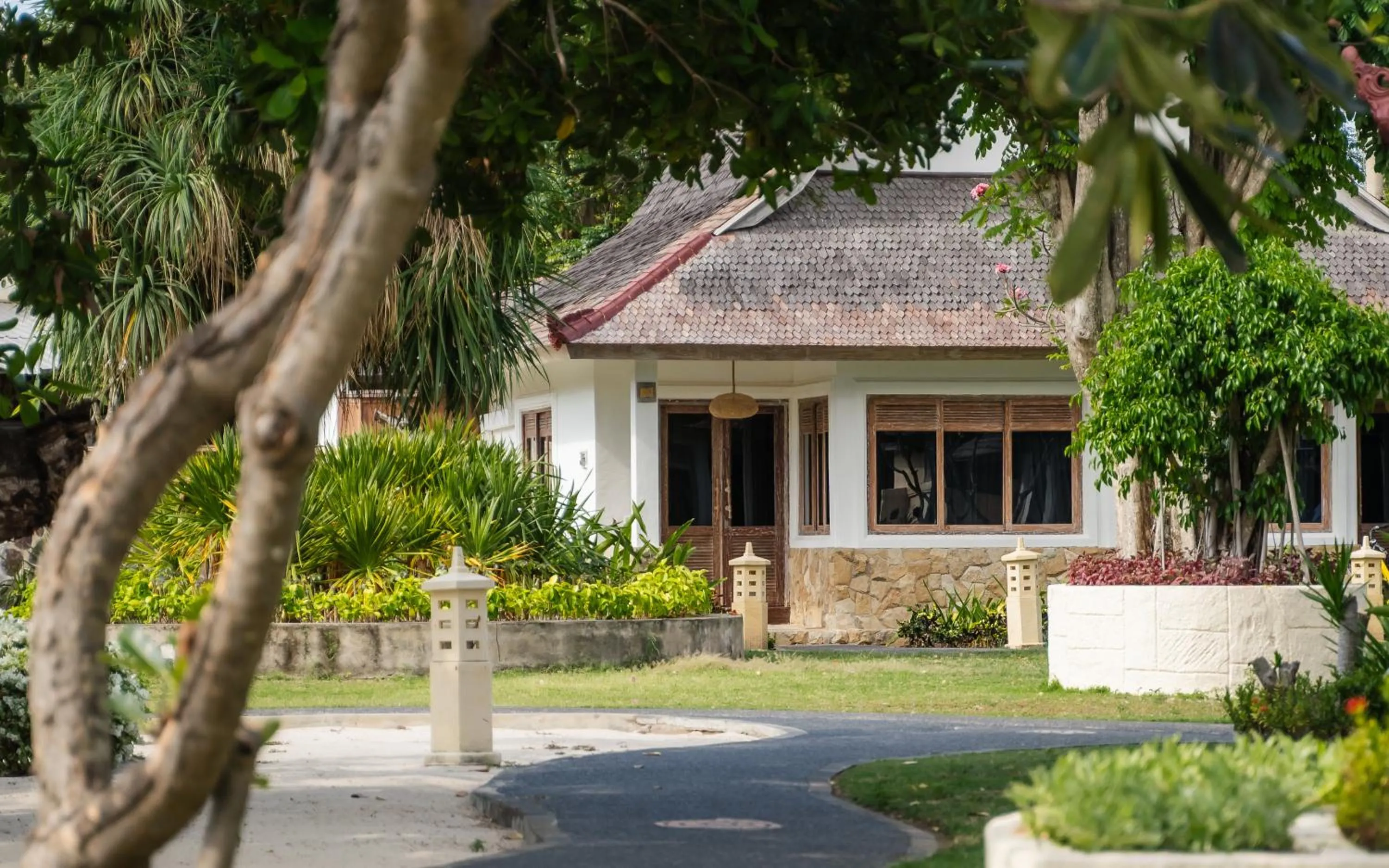 Property building in Vila Ombak