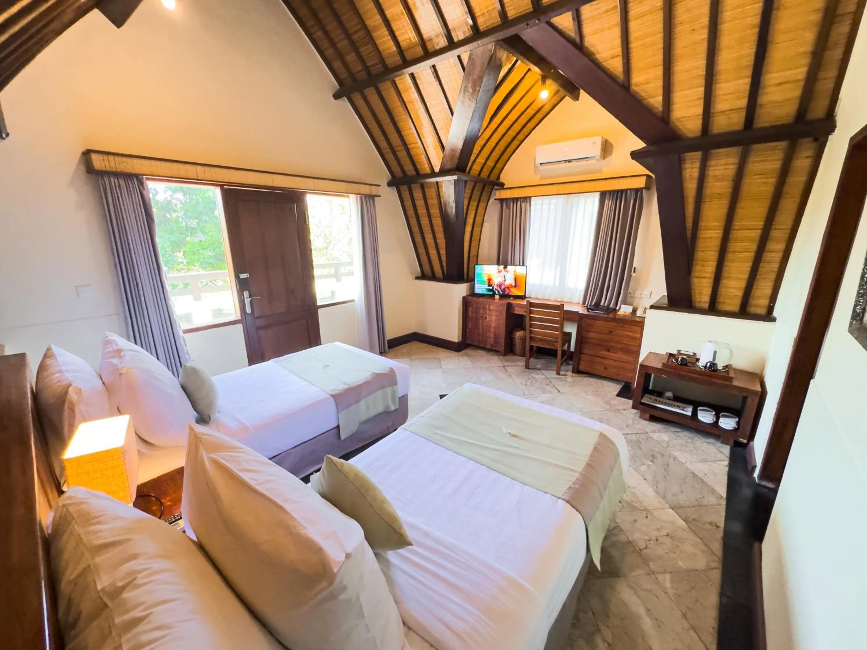 Bedroom, Bed in Vila Ombak