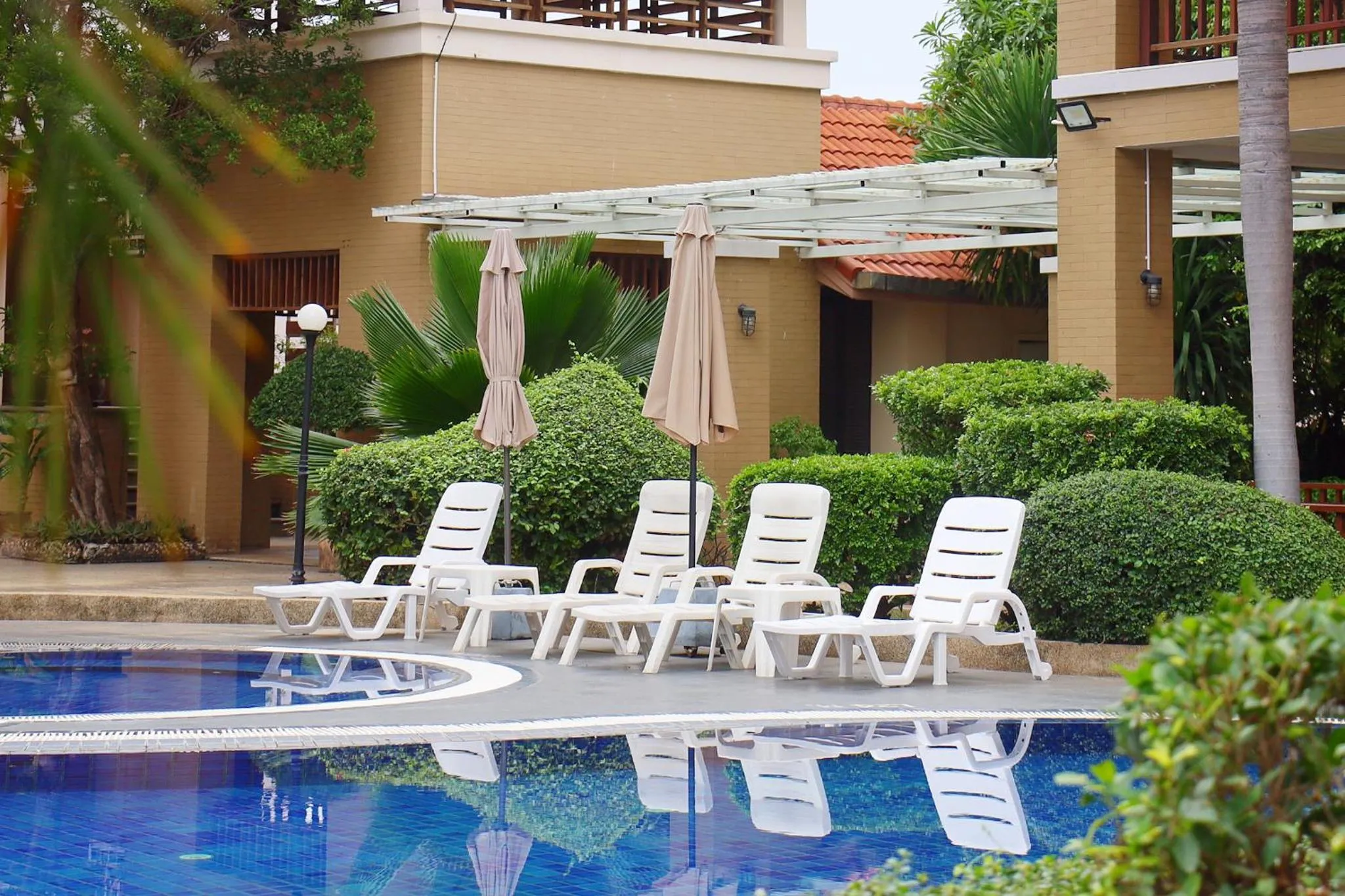 Swimming pool in Eastern Grand Palace