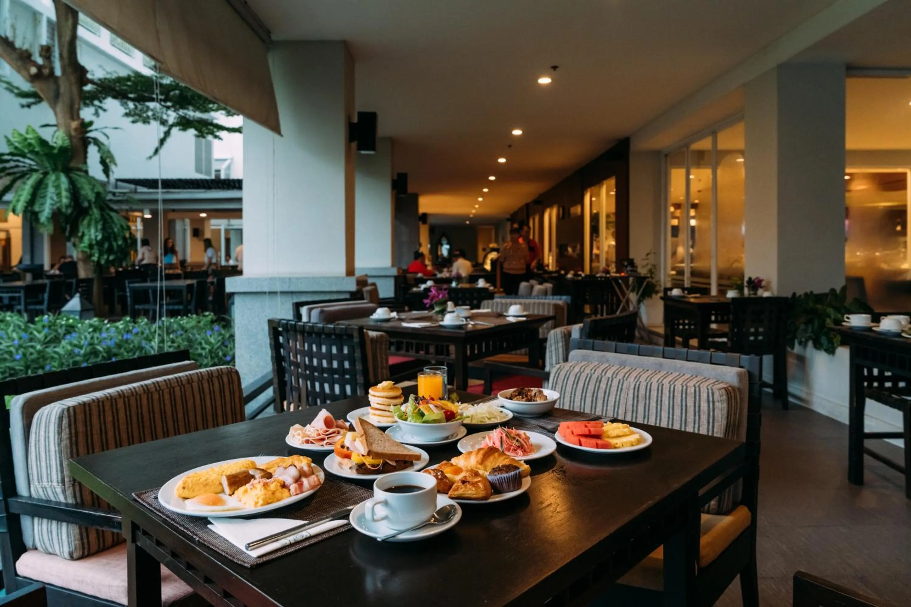 Restaurant/places to eat in Kantary Hills Hotel, Chiang Mai