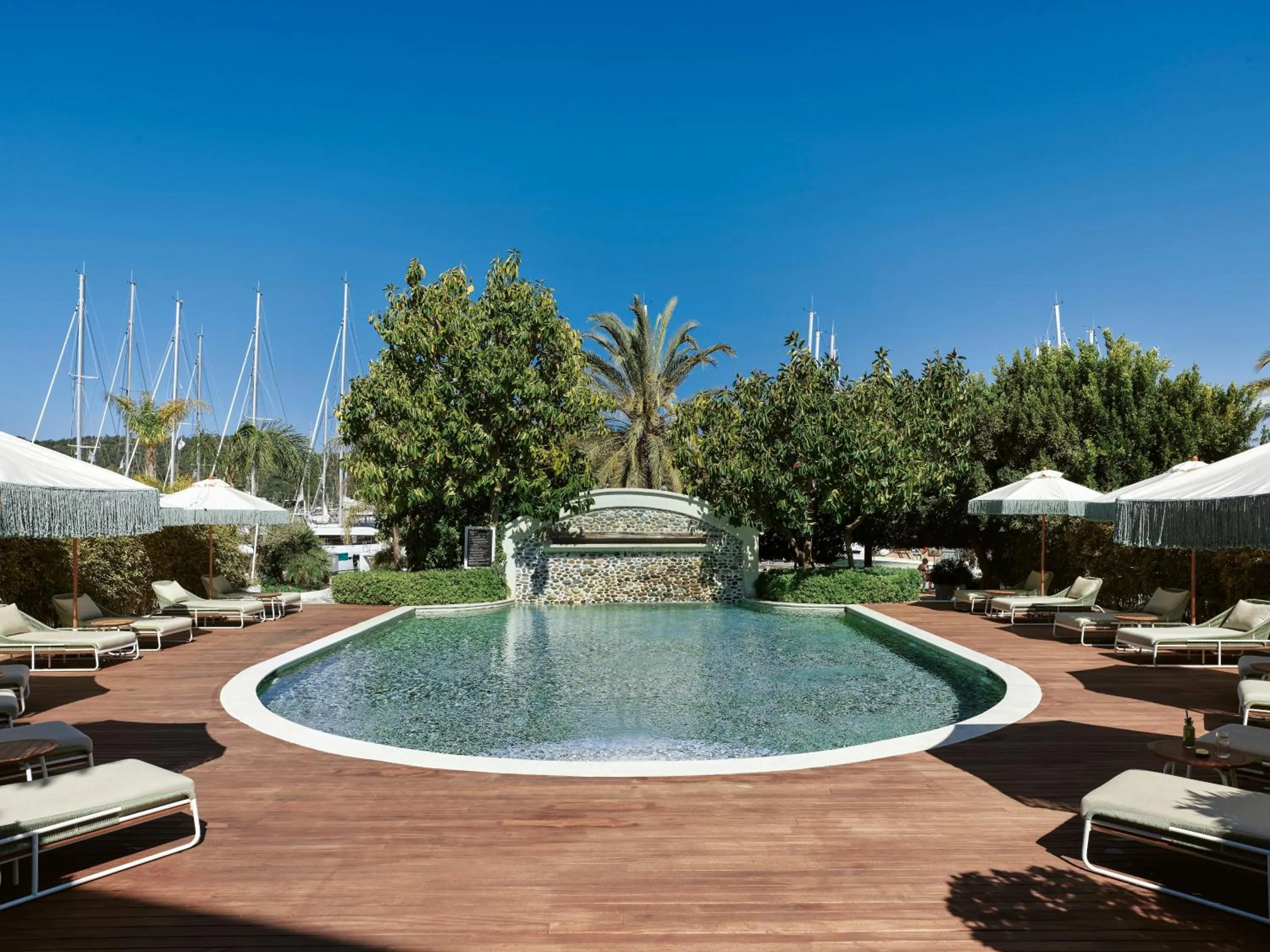 Swimming pool in Yacht Classic Hotel - Boutique Class