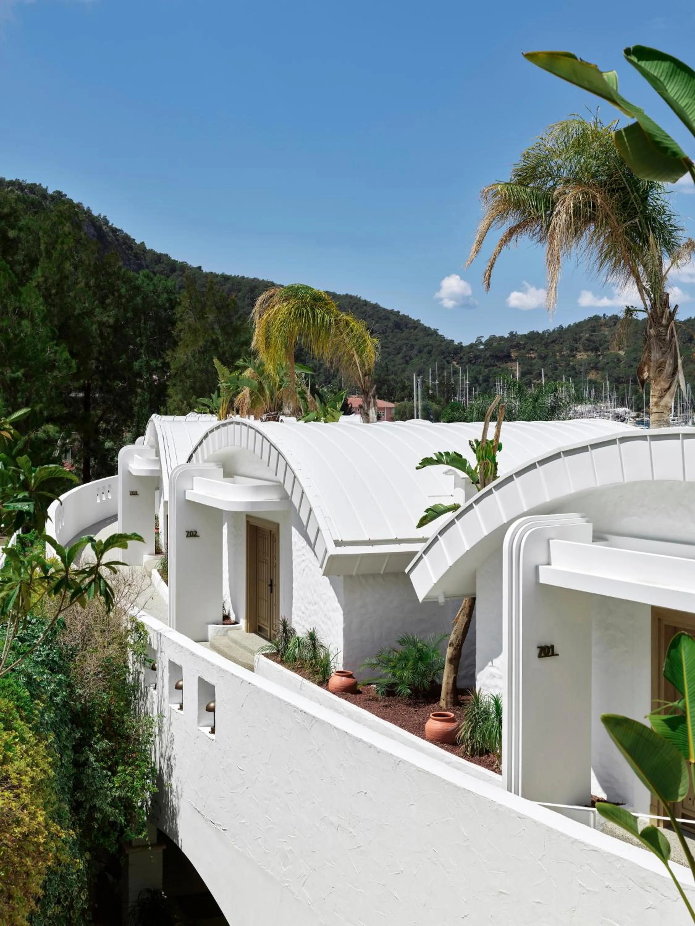 Mountain view in Yacht Classic Hotel - Boutique Class