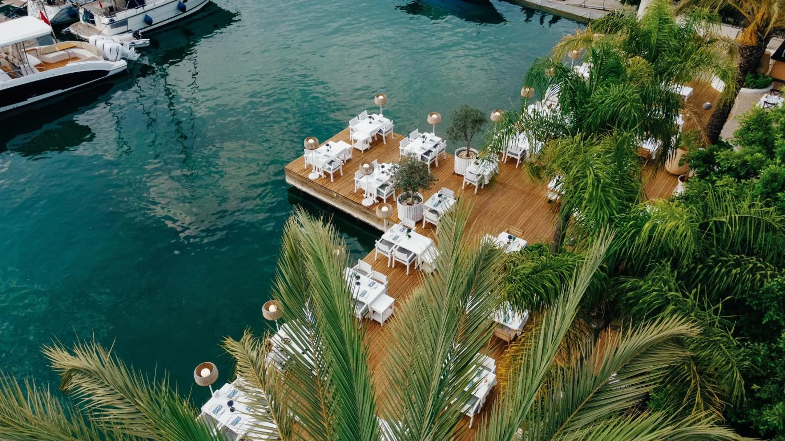 Restaurant/places to eat in Yacht Classic Hotel - Boutique Class