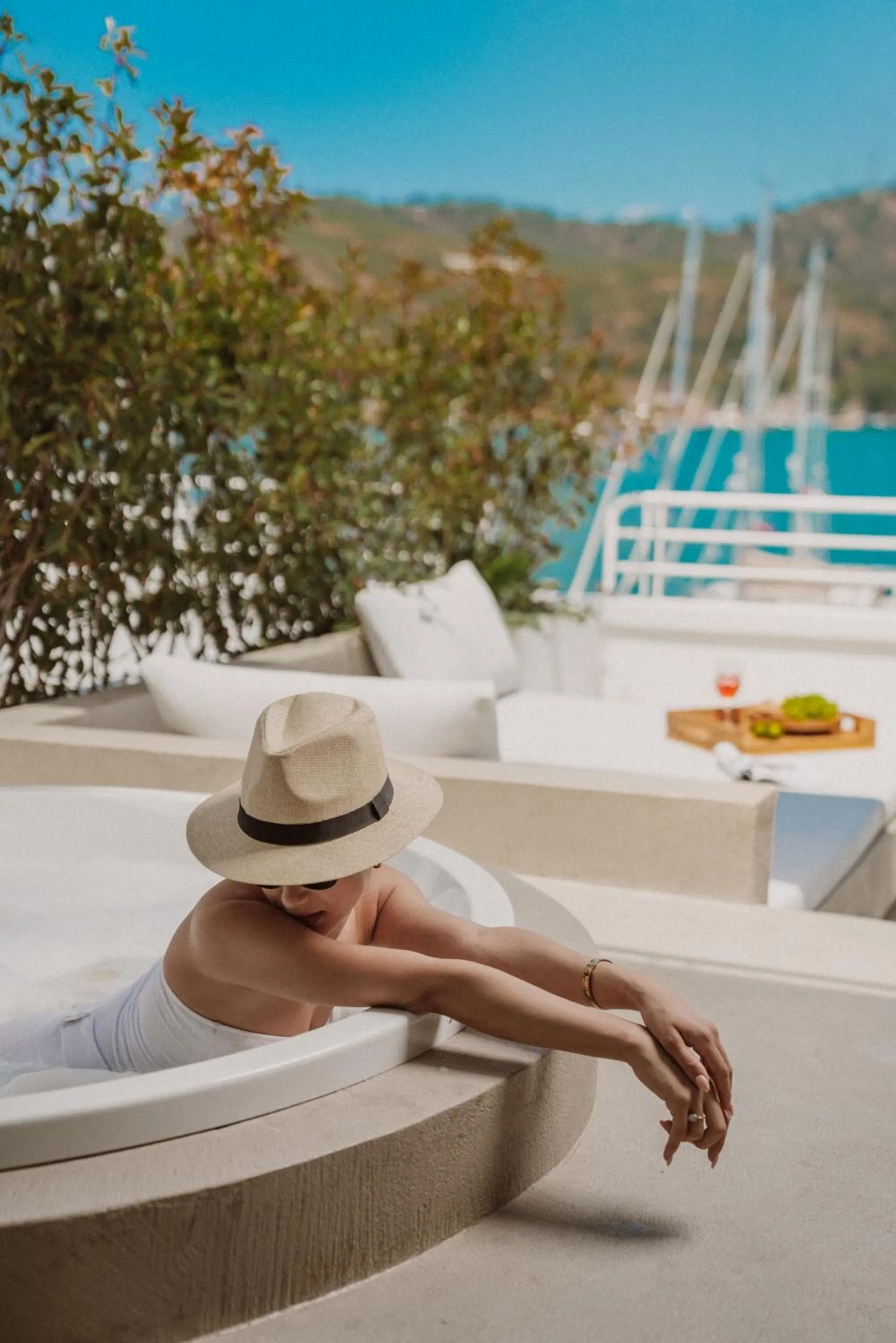 Guests in Yacht Classic Hotel - Boutique Class