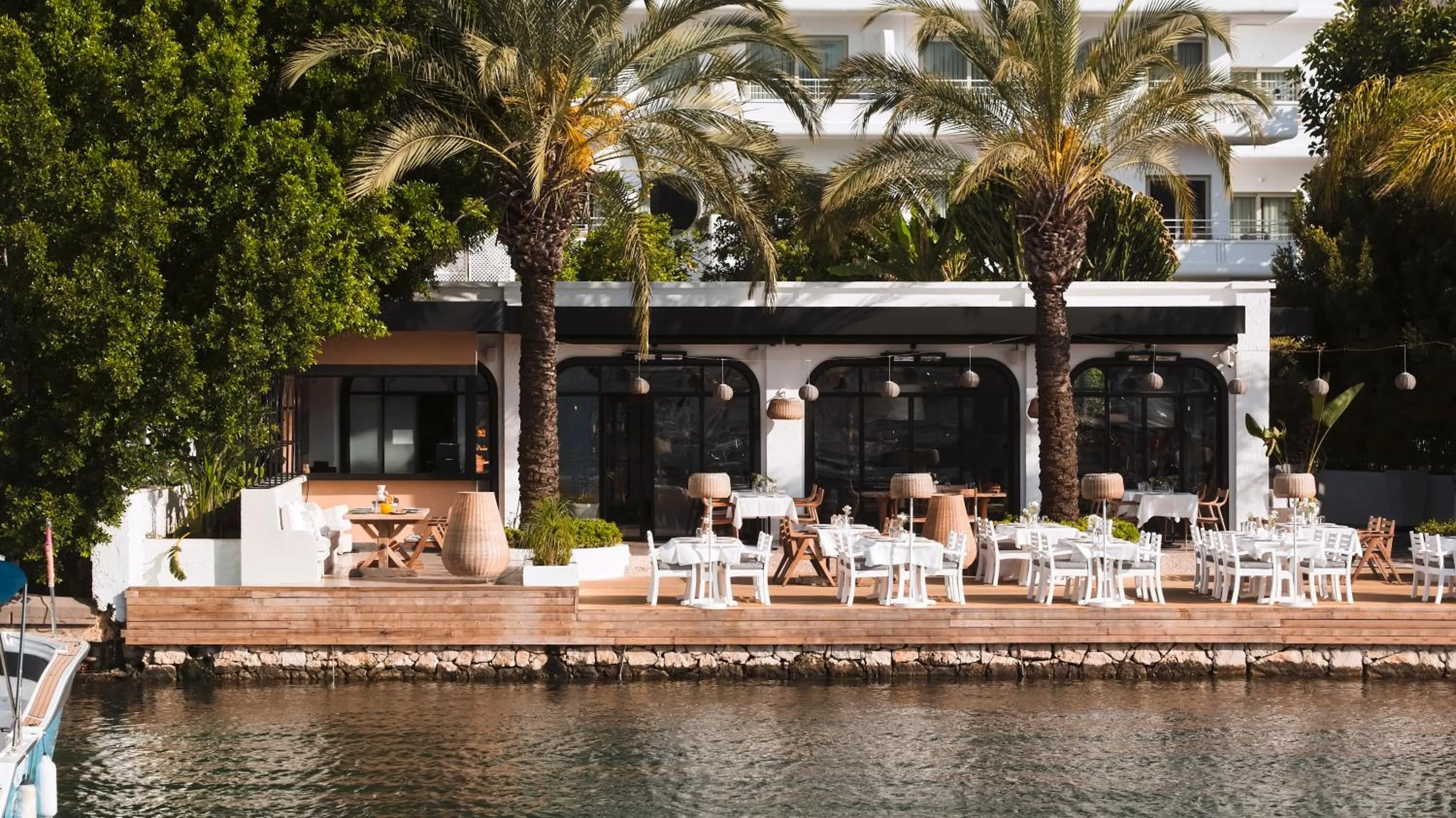 Restaurant/places to eat in Yacht Classic Hotel - Boutique Class