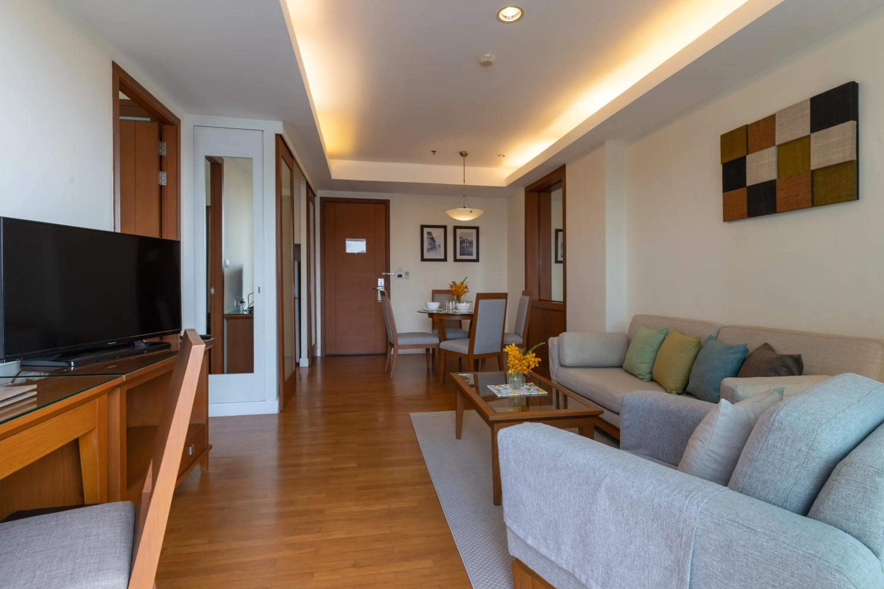 TV and multimedia in Cape Racha Hotel