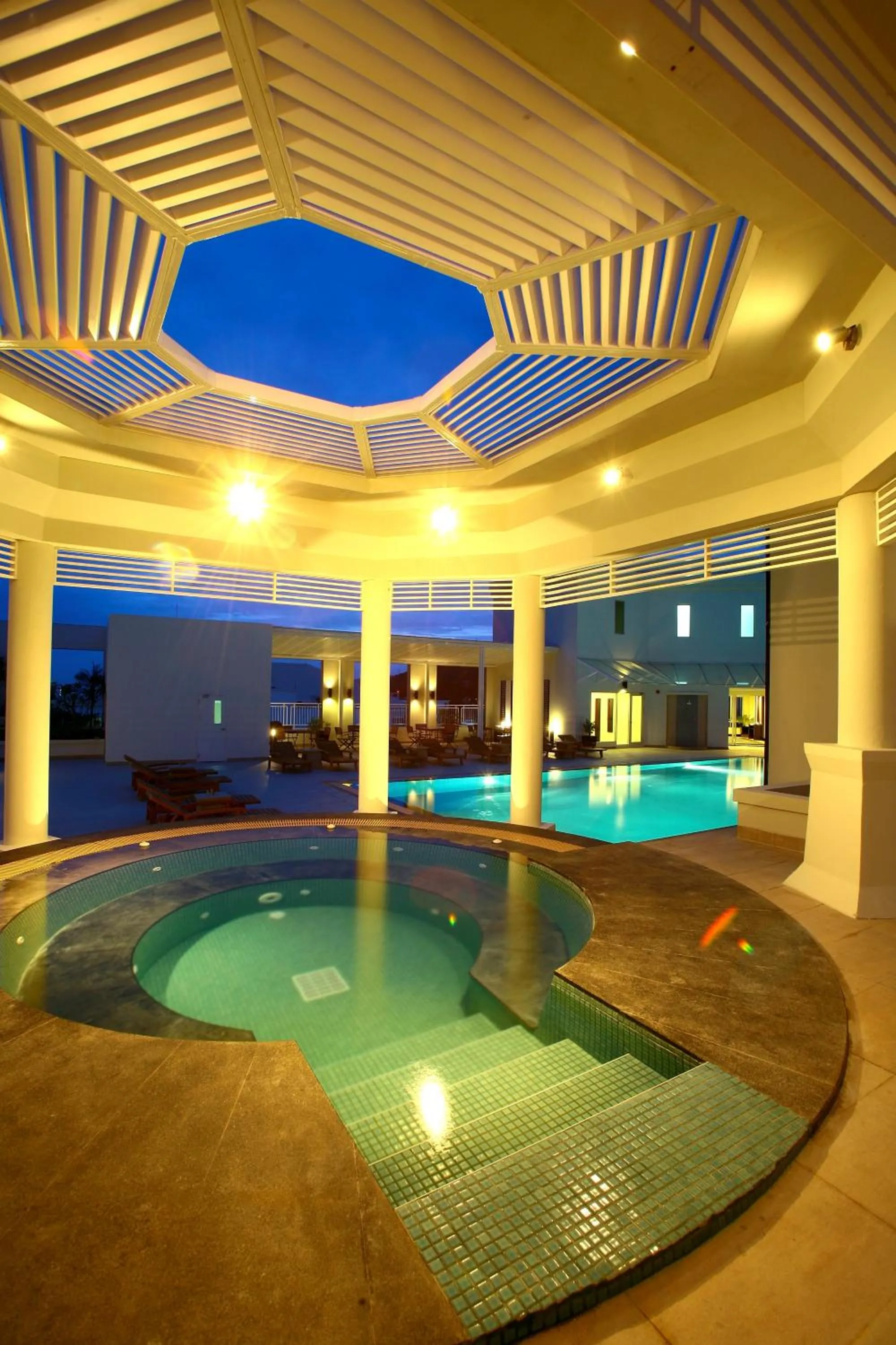 Hot Tub in Cape Racha Hotel