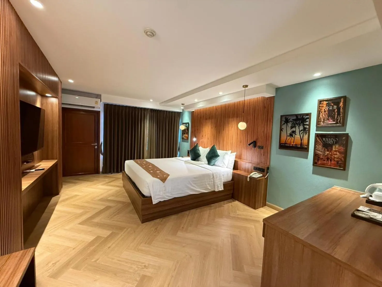 Bedroom, Bed in Baywalk Residence Pattaya