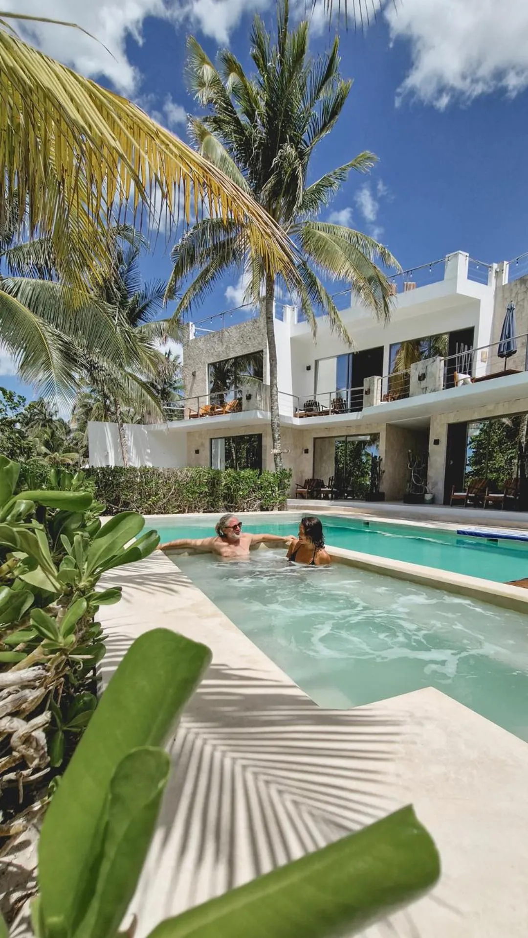 Swimming pool in Hotel La Casa Cielo solo adultos