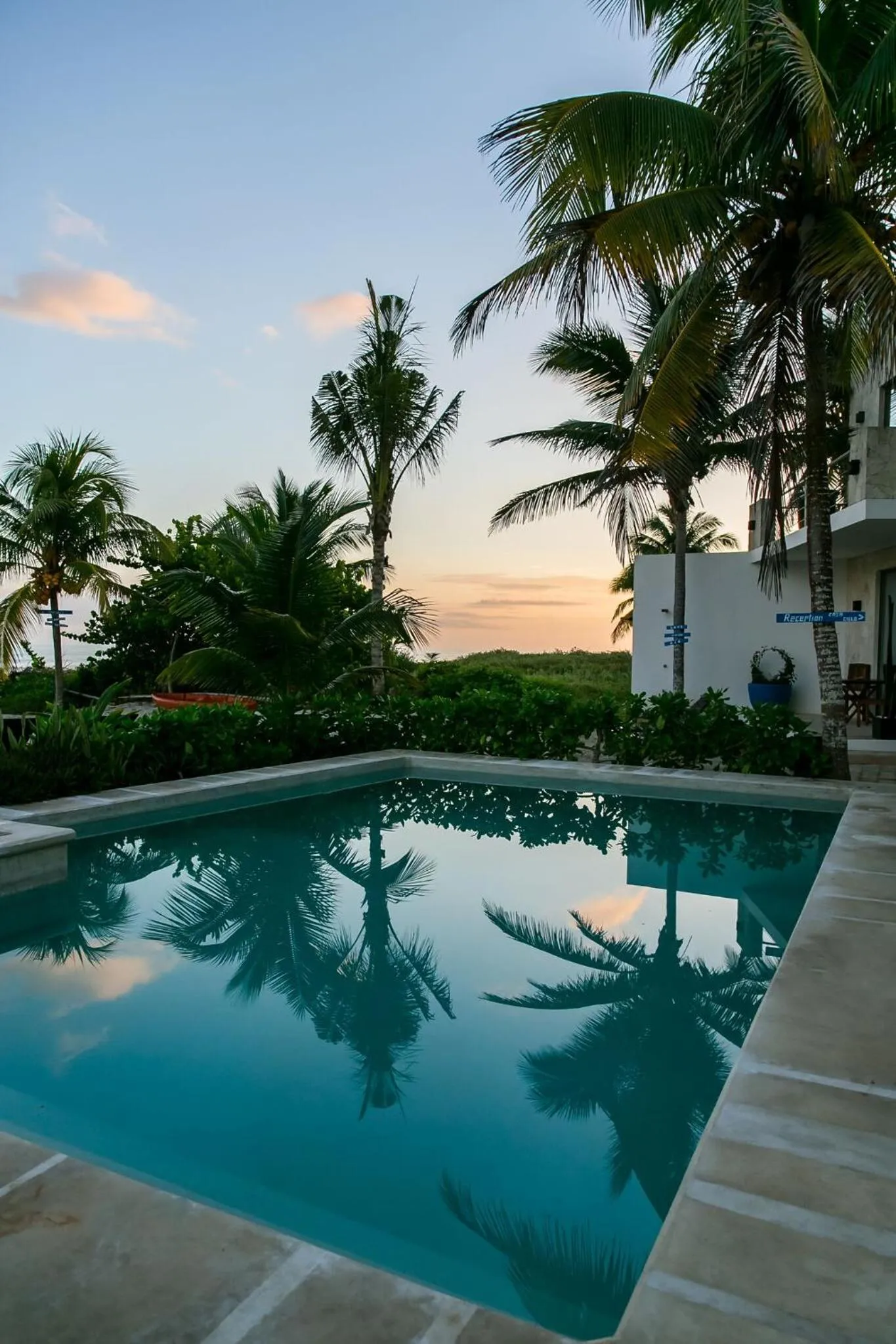 Swimming pool in Hotel La Casa Cielo solo adultos
