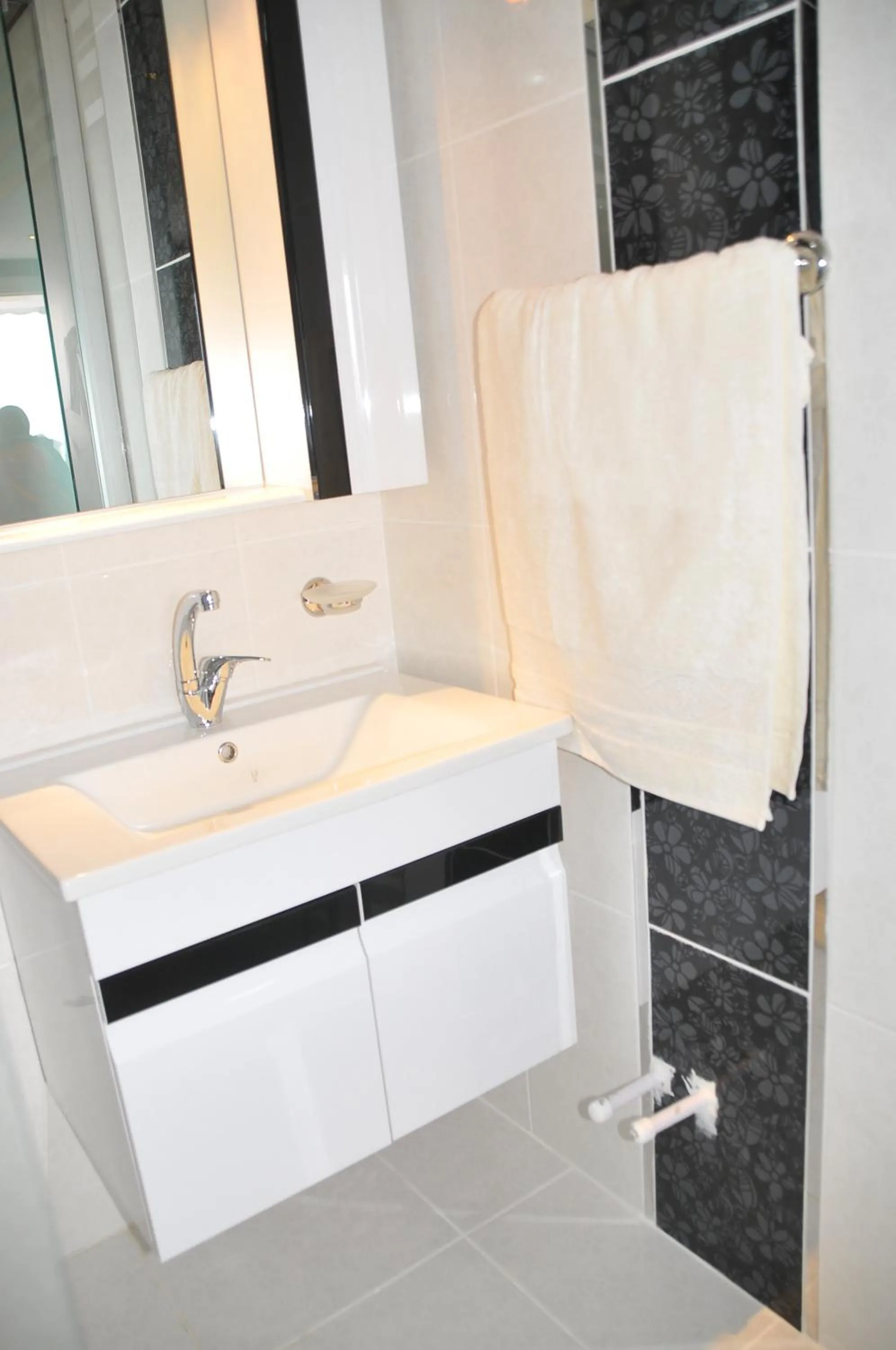 Shower in Hotel Goreme Sakura