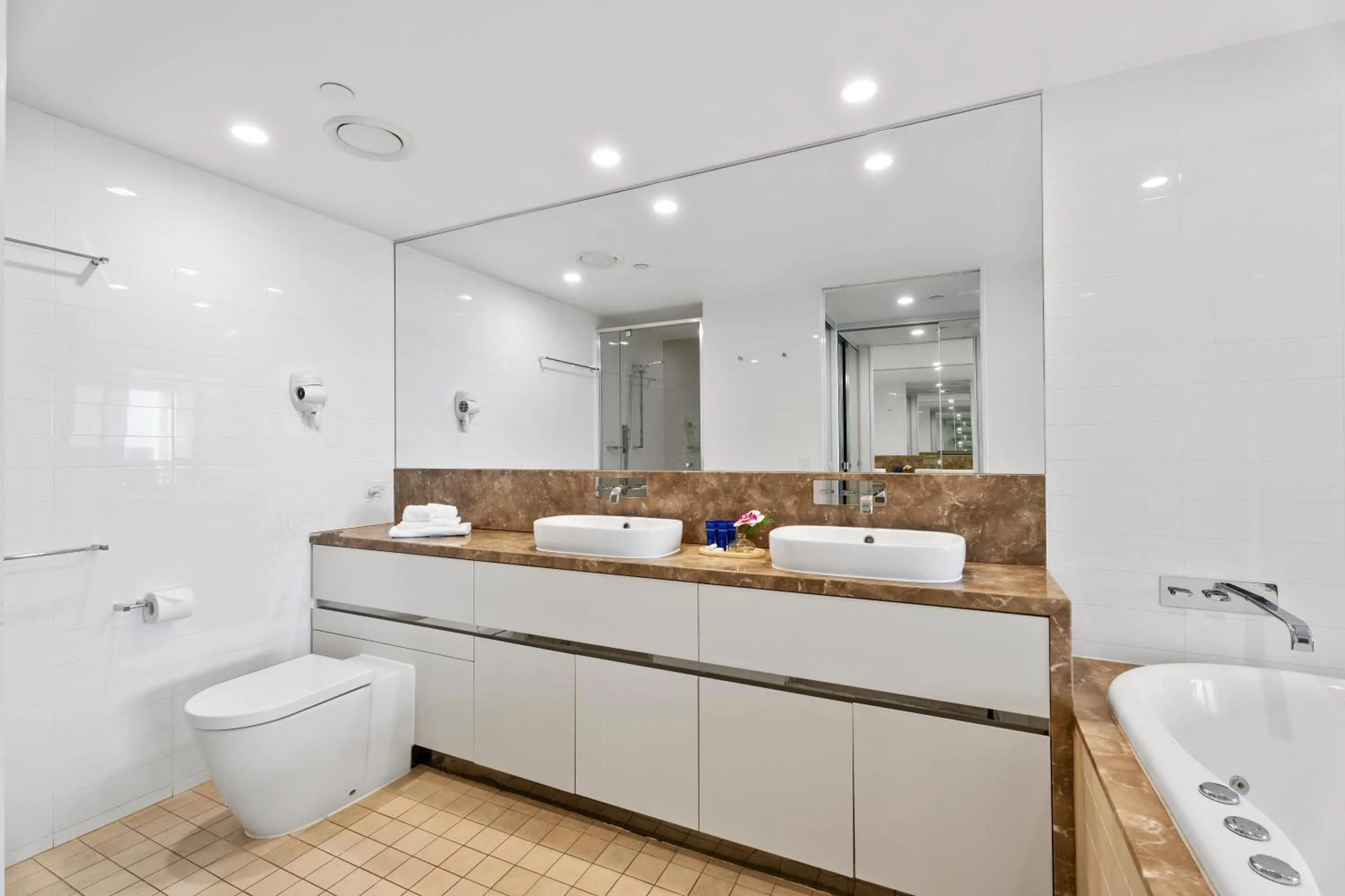 Soul Surfers Paradise - Gclr