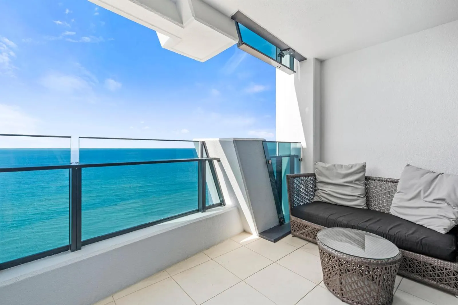 Soul Surfers Paradise - Gclr