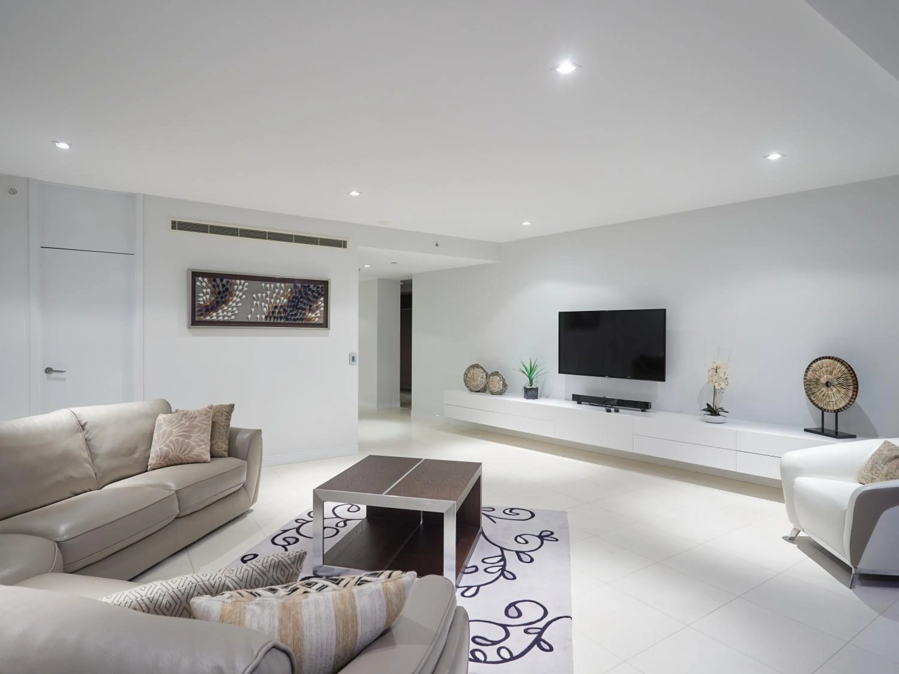 Living room in Soul Surfers Paradise - Gclr