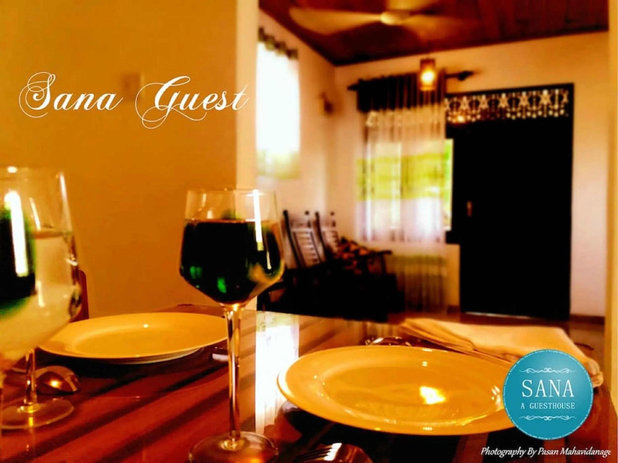 Dining area in Sana Guest