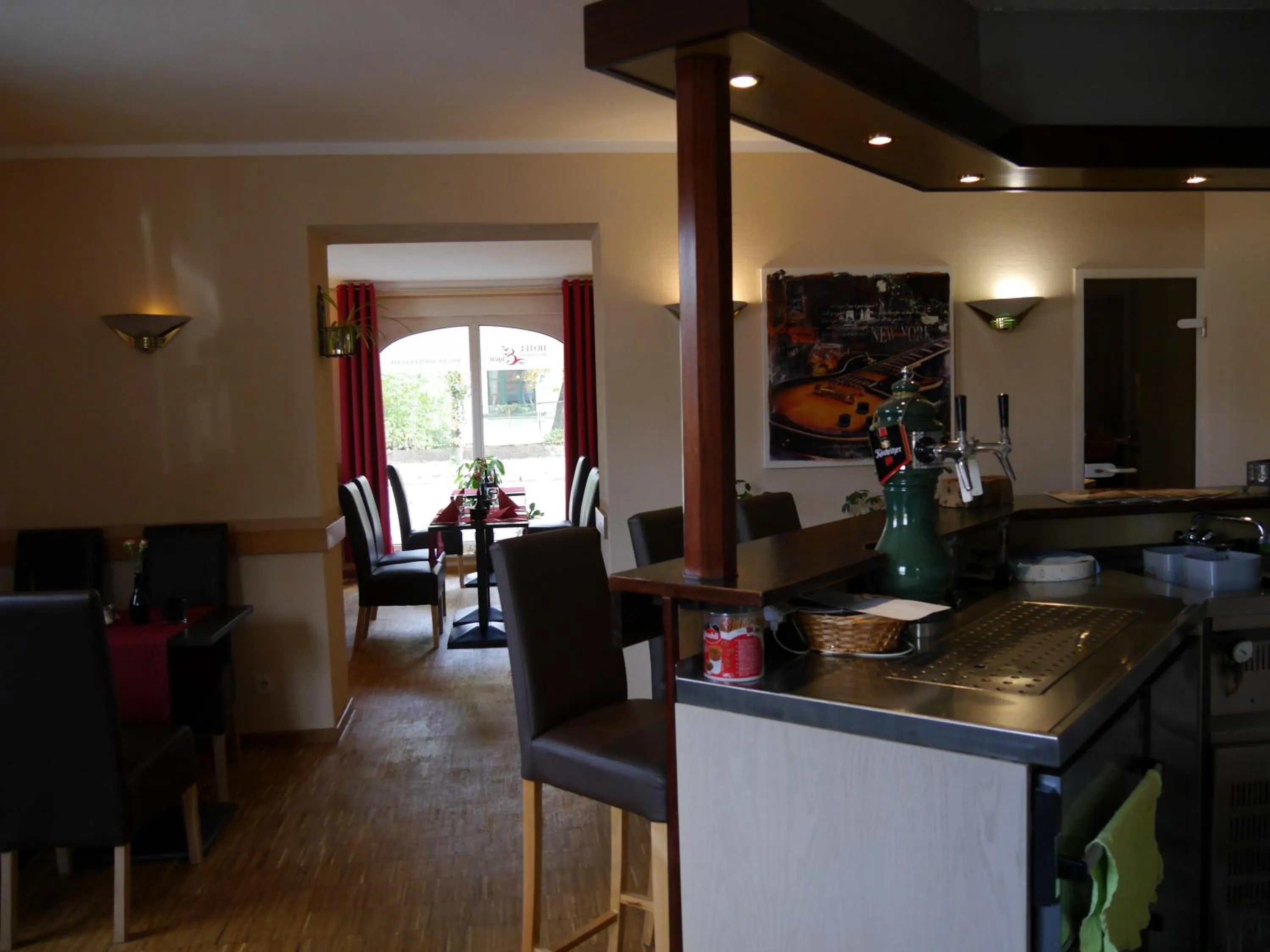 Restaurant/places to eat in Hotel Eigen