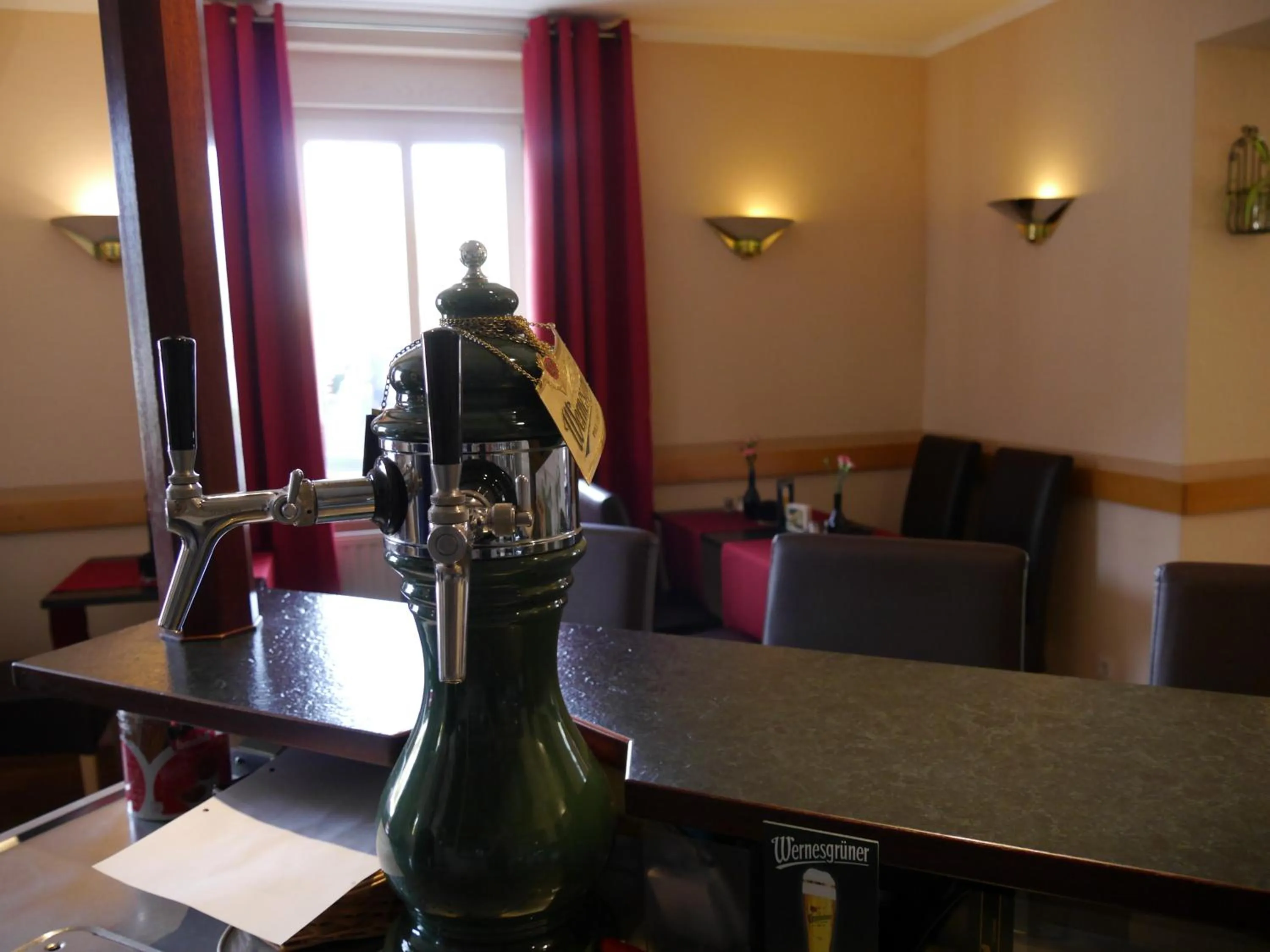 Restaurant/places to eat in Hotel Eigen