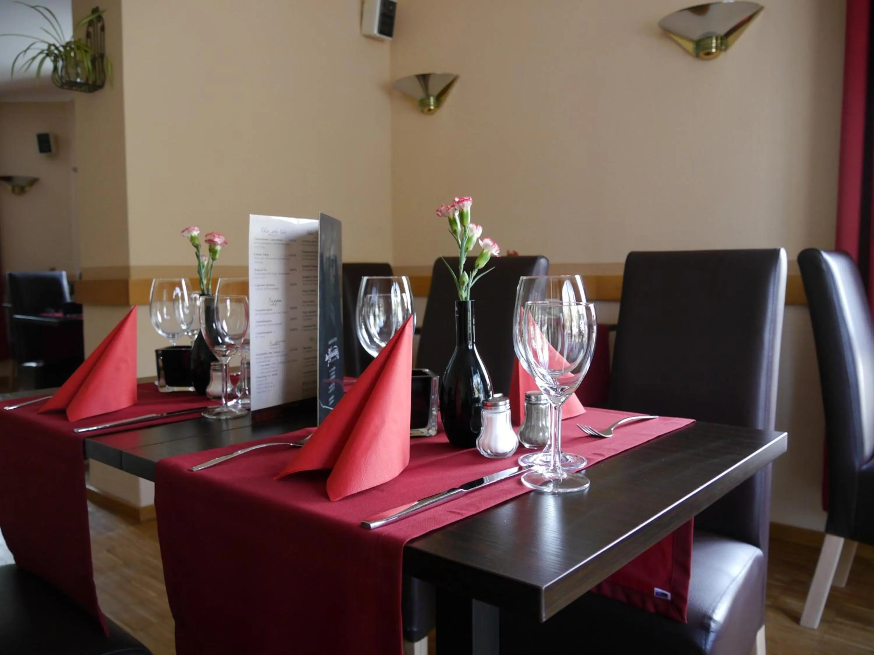 Restaurant/places to eat in Hotel Eigen