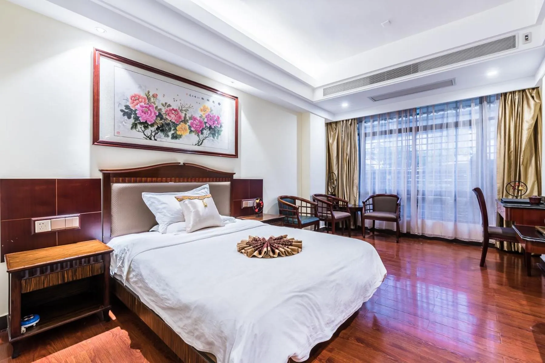 Bed in Hainan Jingshan Hotel