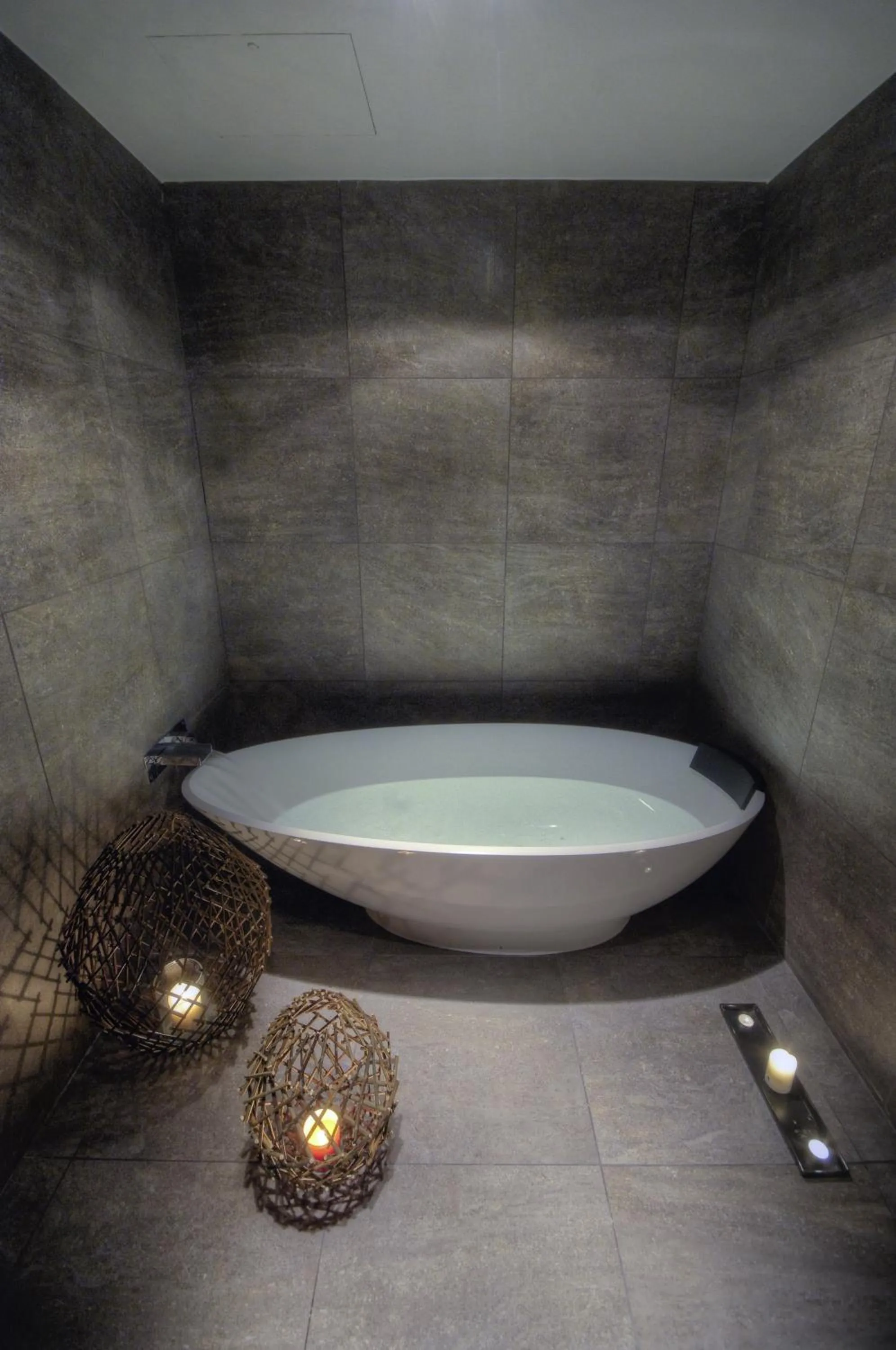 Spa and wellness centre/facilities in Kimpton Blythswood Square Hotel & Spa by IHG