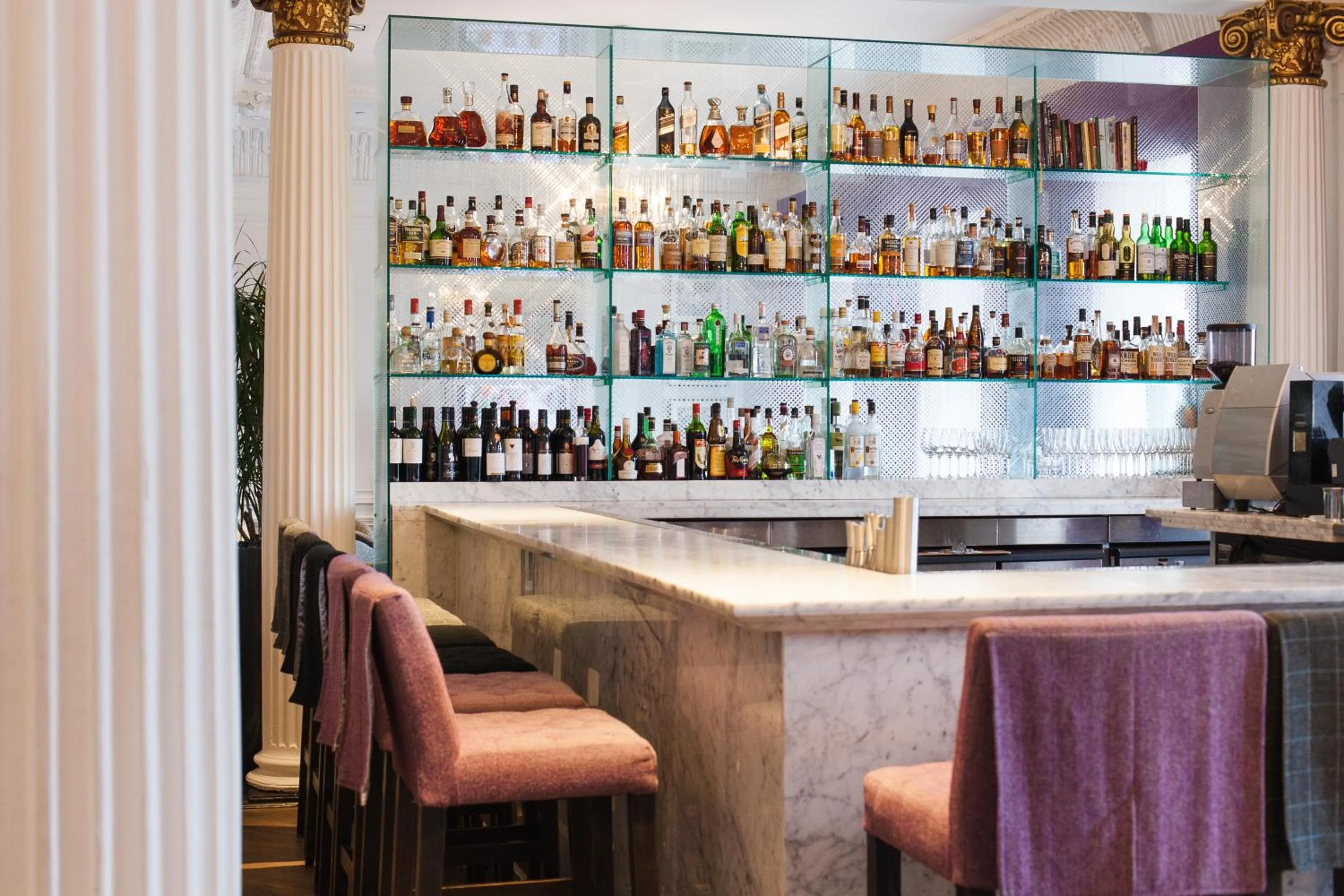 Lounge or bar in Kimpton Blythswood Square Hotel & Spa by IHG
