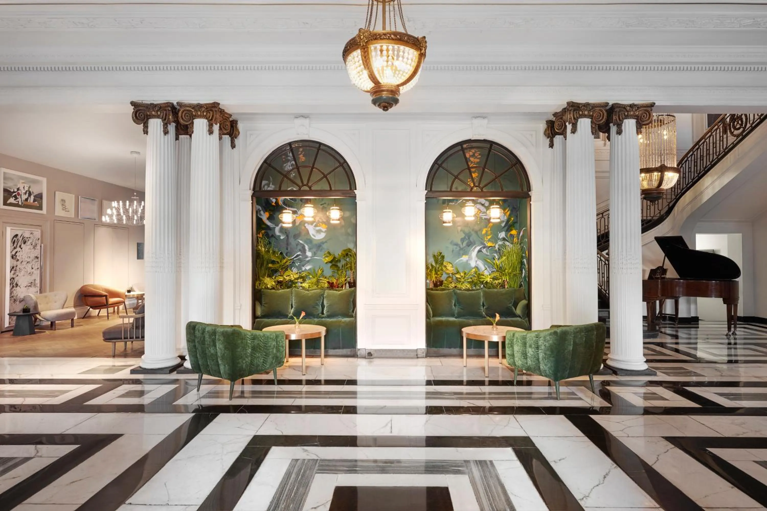 Lobby or reception in Kimpton Blythswood Square Hotel & Spa by IHG