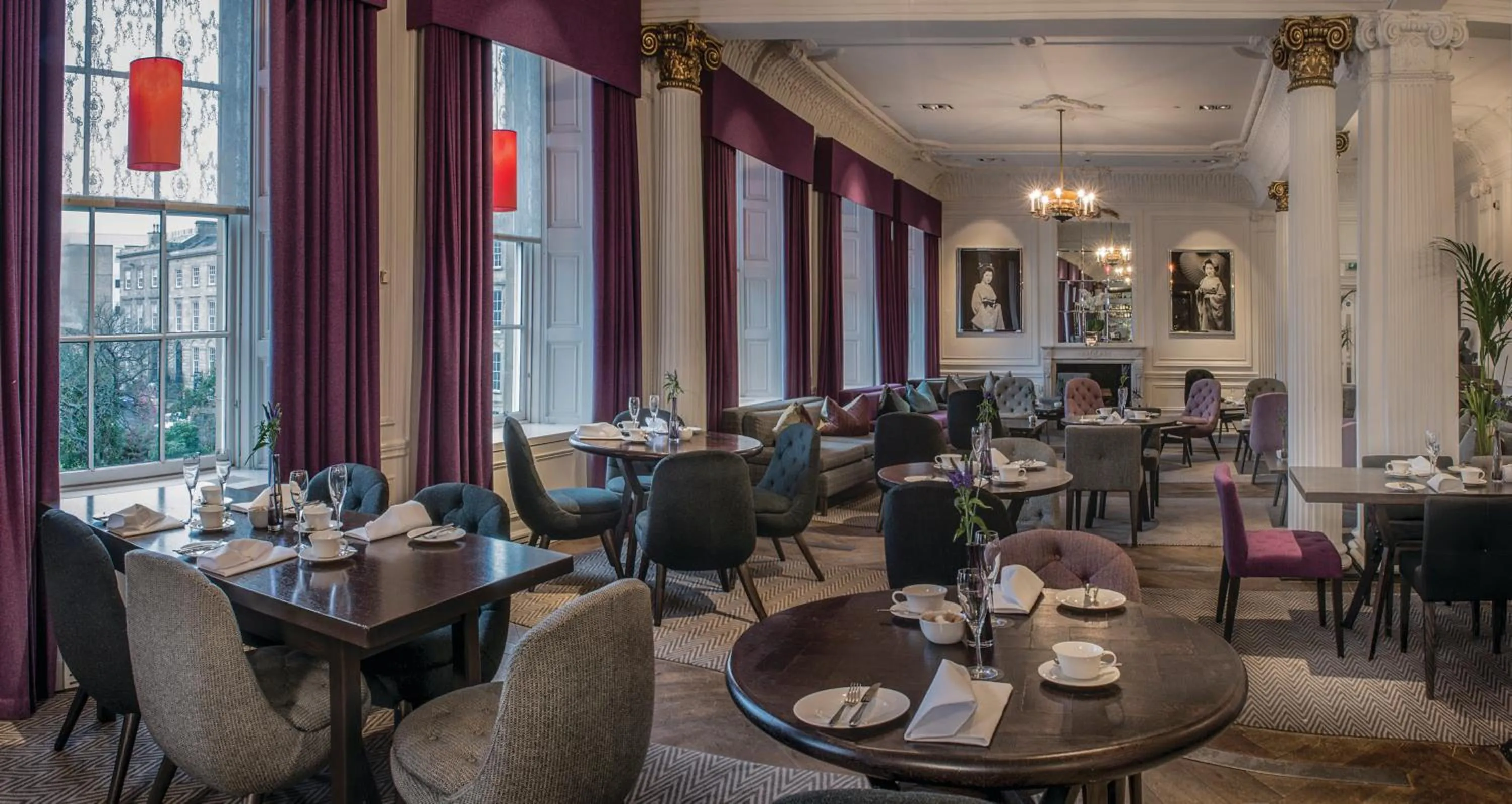 Lounge or bar in Kimpton Blythswood Square Hotel & Spa by IHG