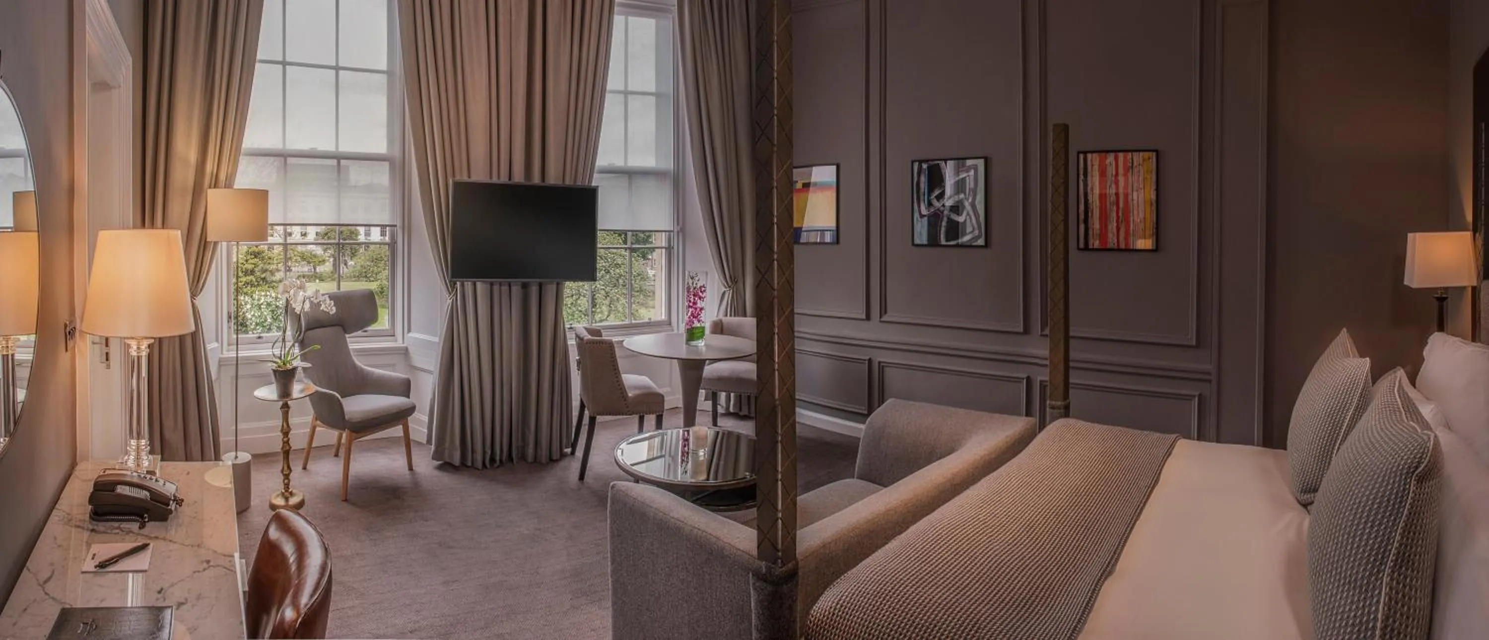 Photo of the whole room in Kimpton Blythswood Square Hotel & Spa by IHG