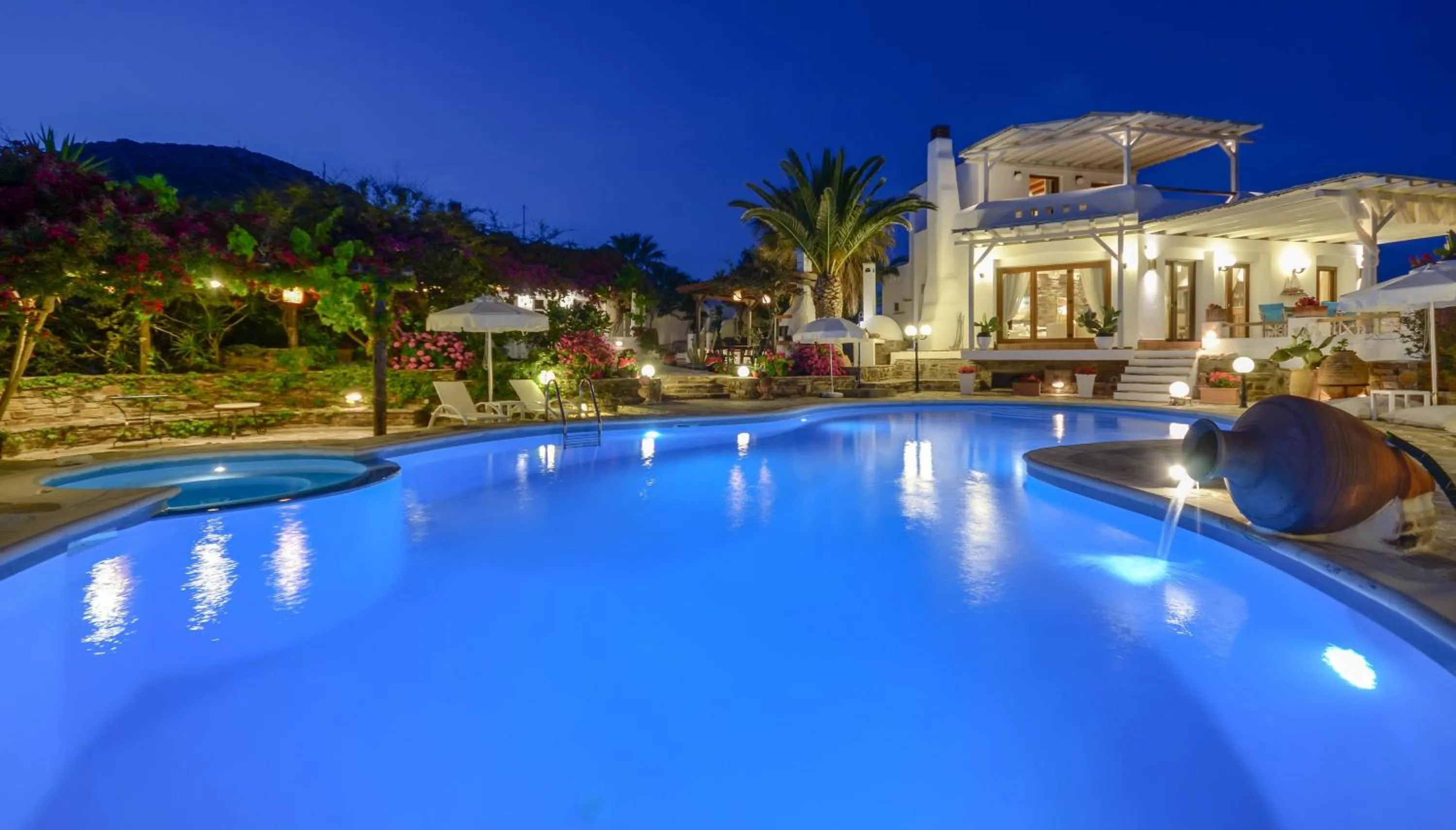 Photo of the whole room in Villa Pari Manda