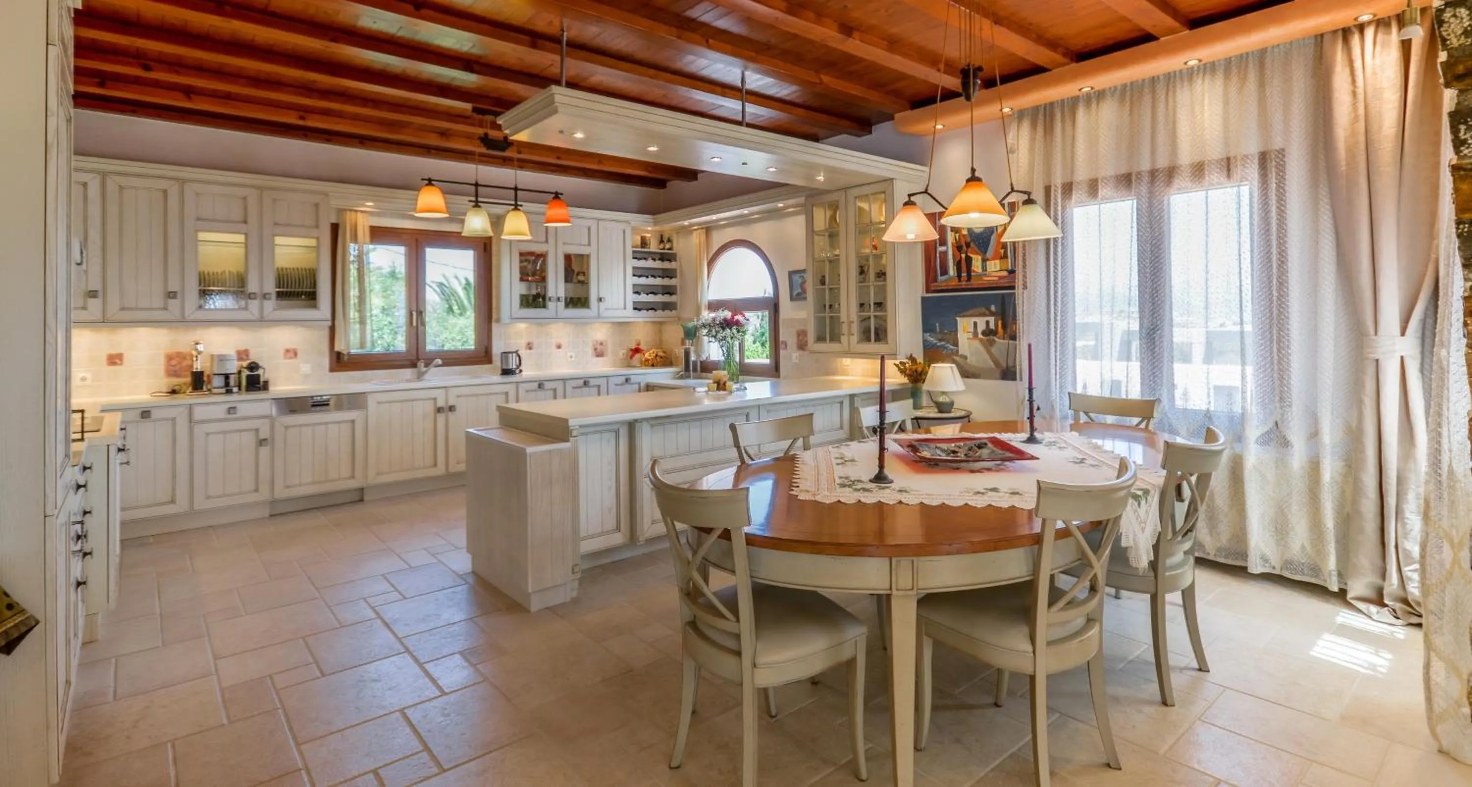 Coffee/tea facilities in Villa Pari Manda