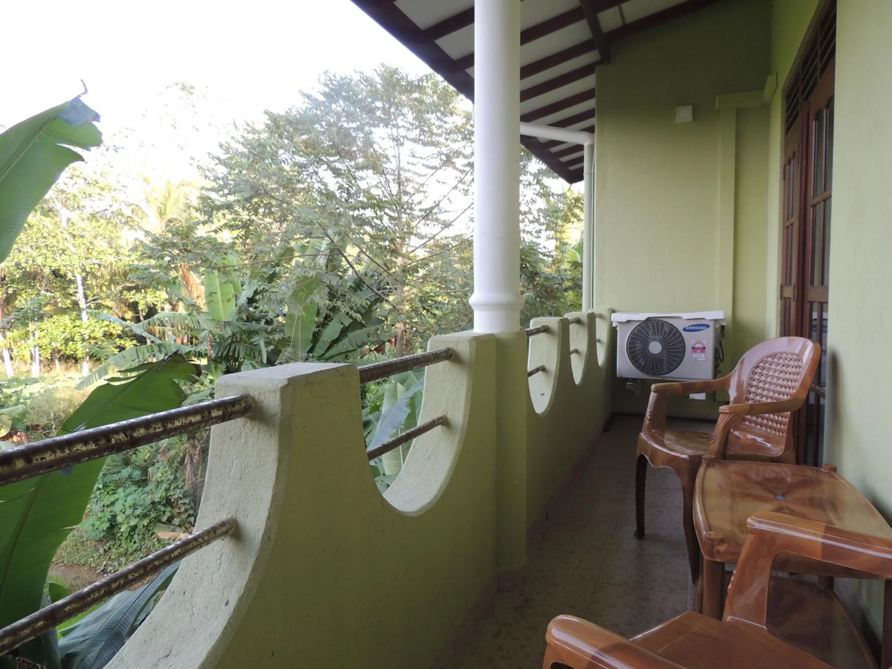 Balcony/Terrace in Arana Bungalow