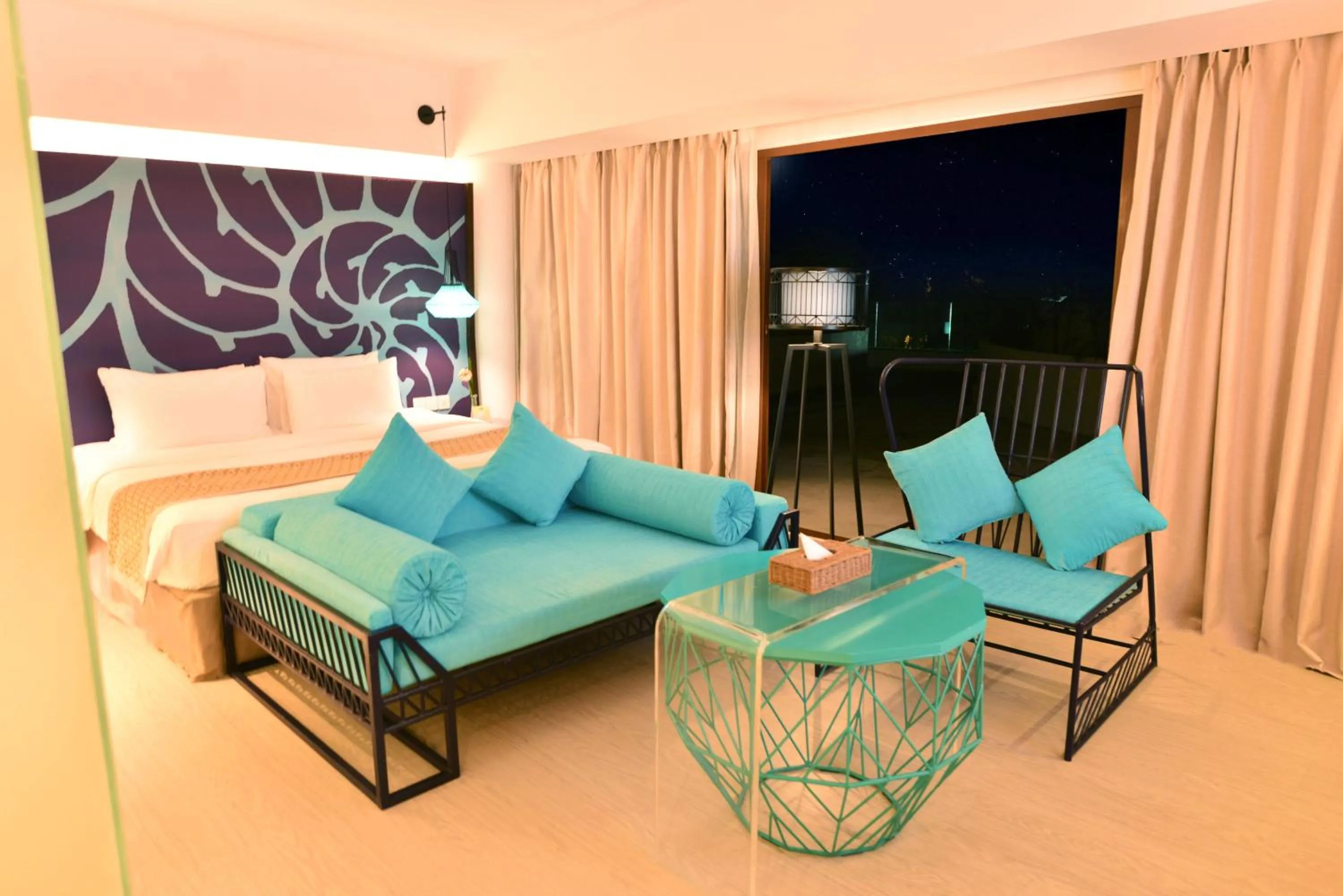 Bedroom, Bed in Hue Hotels and Resorts Boracay Managed by HII