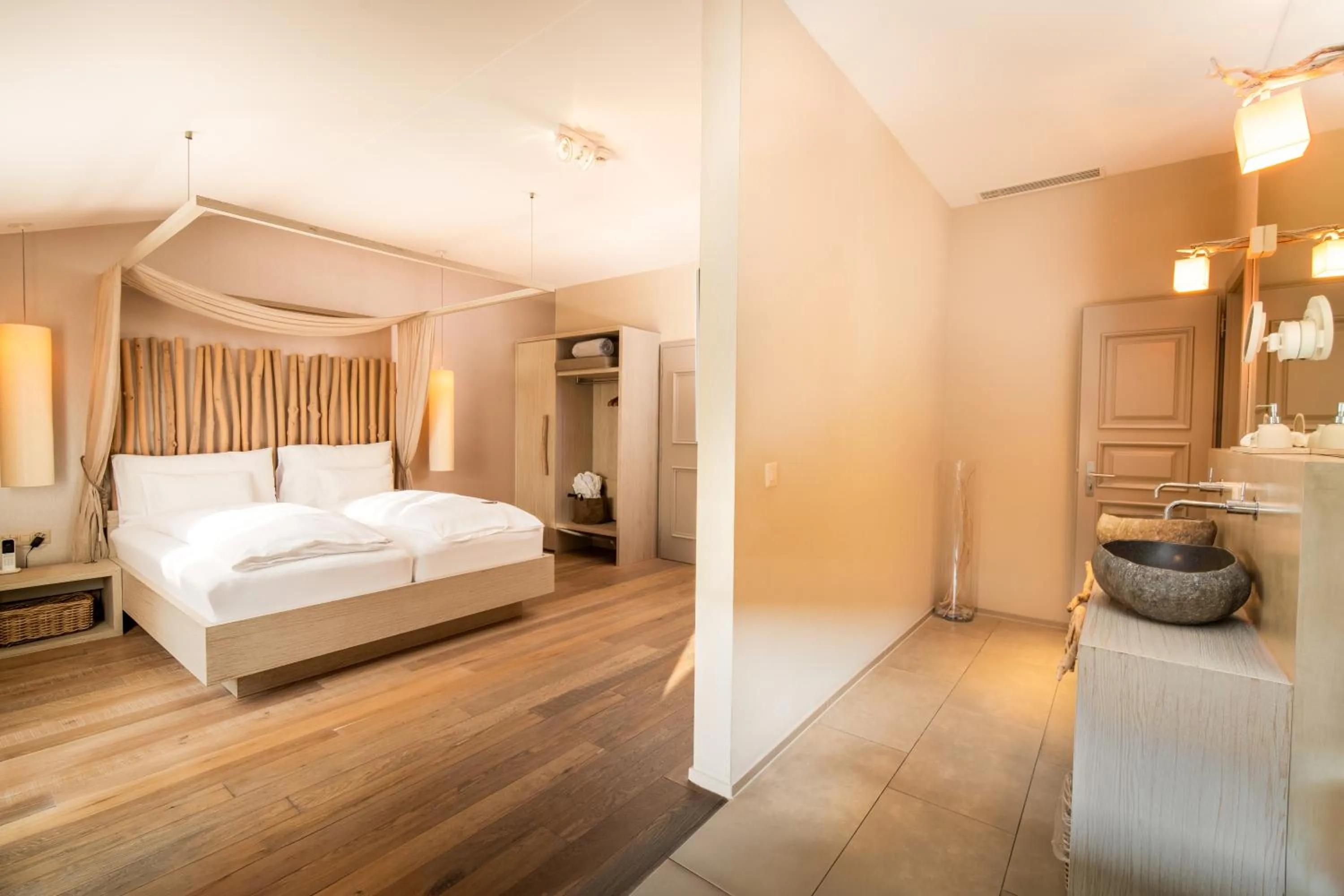 Bed in Seerose Resort & Spa