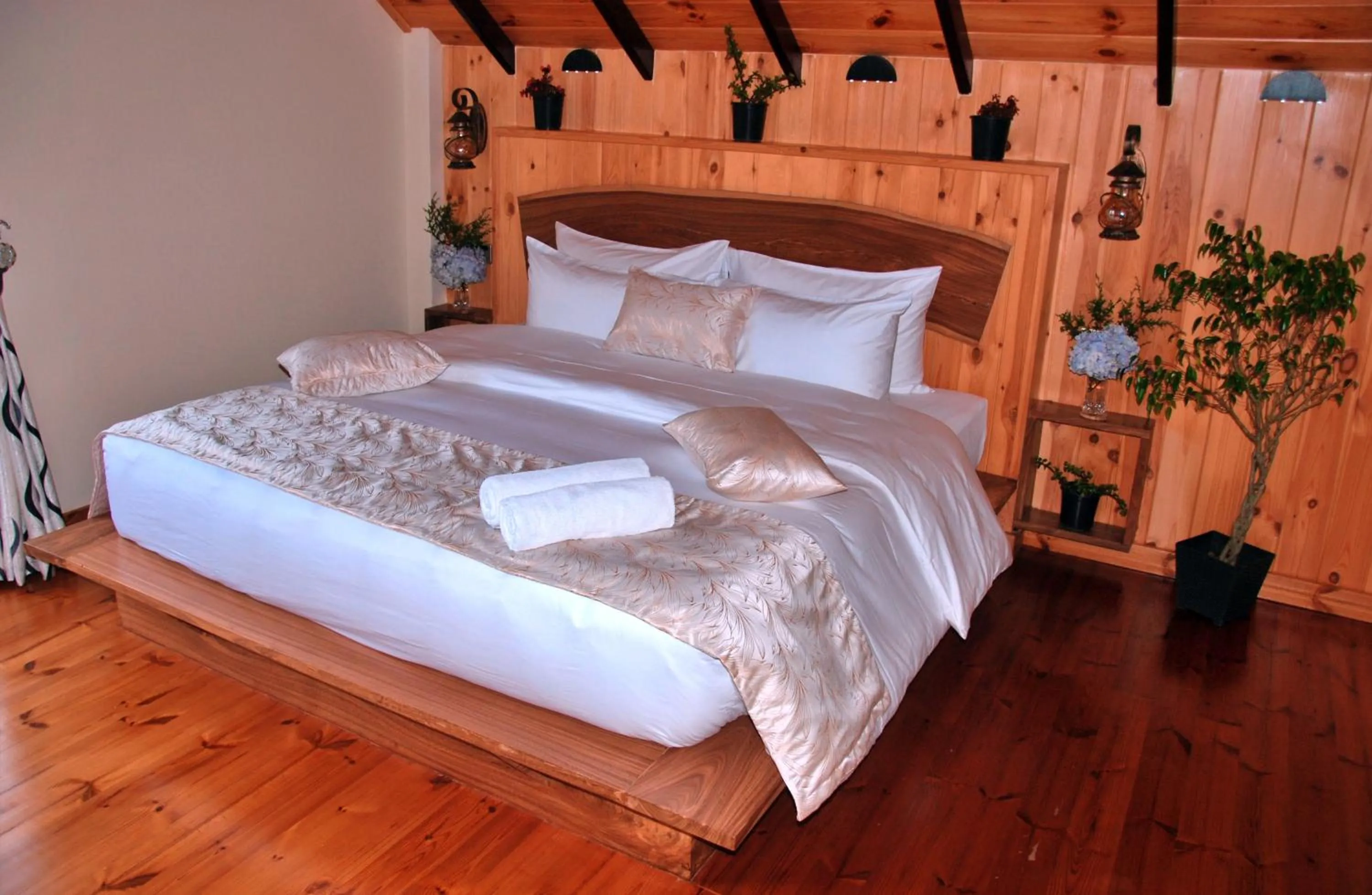 Bedroom, Bed in Cottage San Francesco